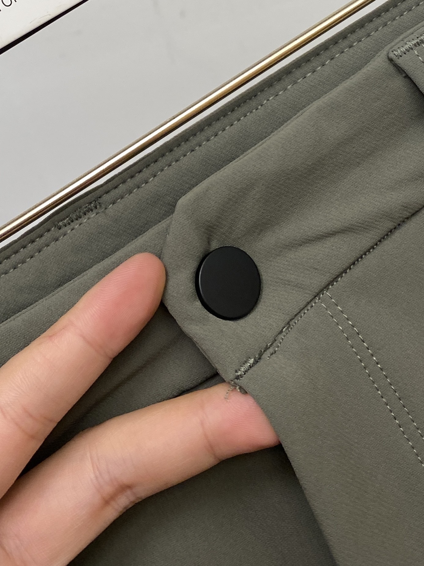 始祖鸟、2025爆款休闲裤 高弹显瘦必爆简约百搭爆款，做工精细，每一针都看得到用心，超多明星网红最爱 拉