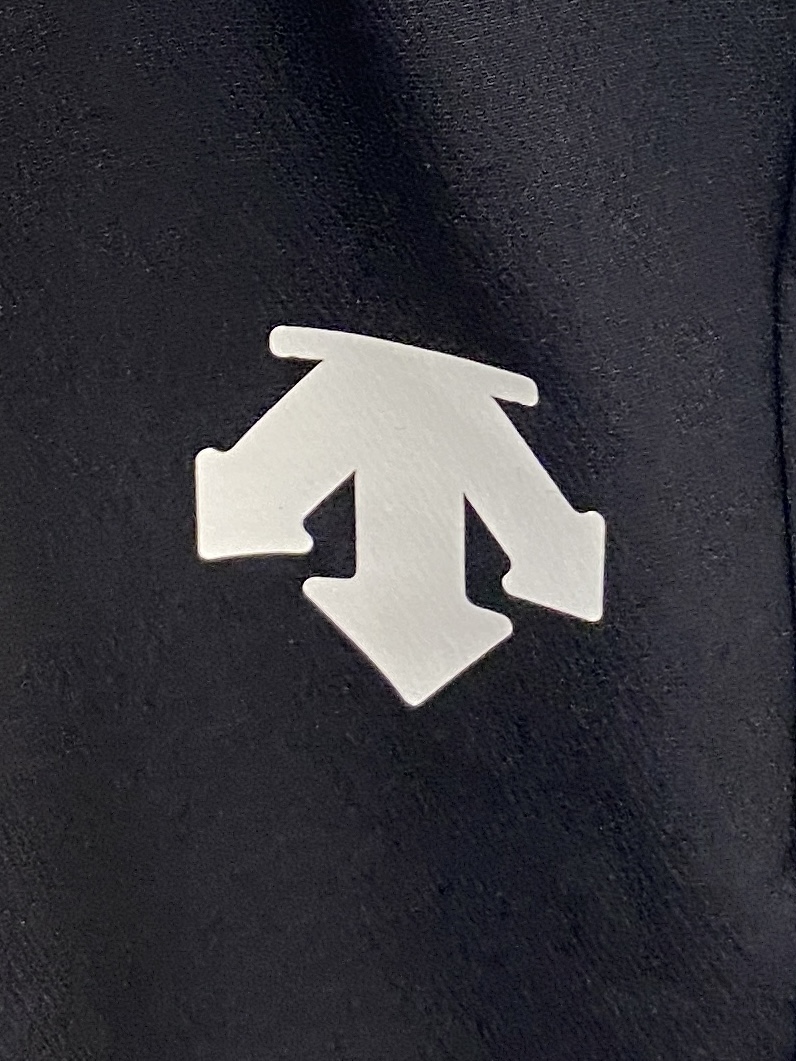 ￼ DESCENTE迪桑特、2025爆款休闲裤 高弹显瘦必爆简约百搭爆款，做工精细，每一针都看得到用心，