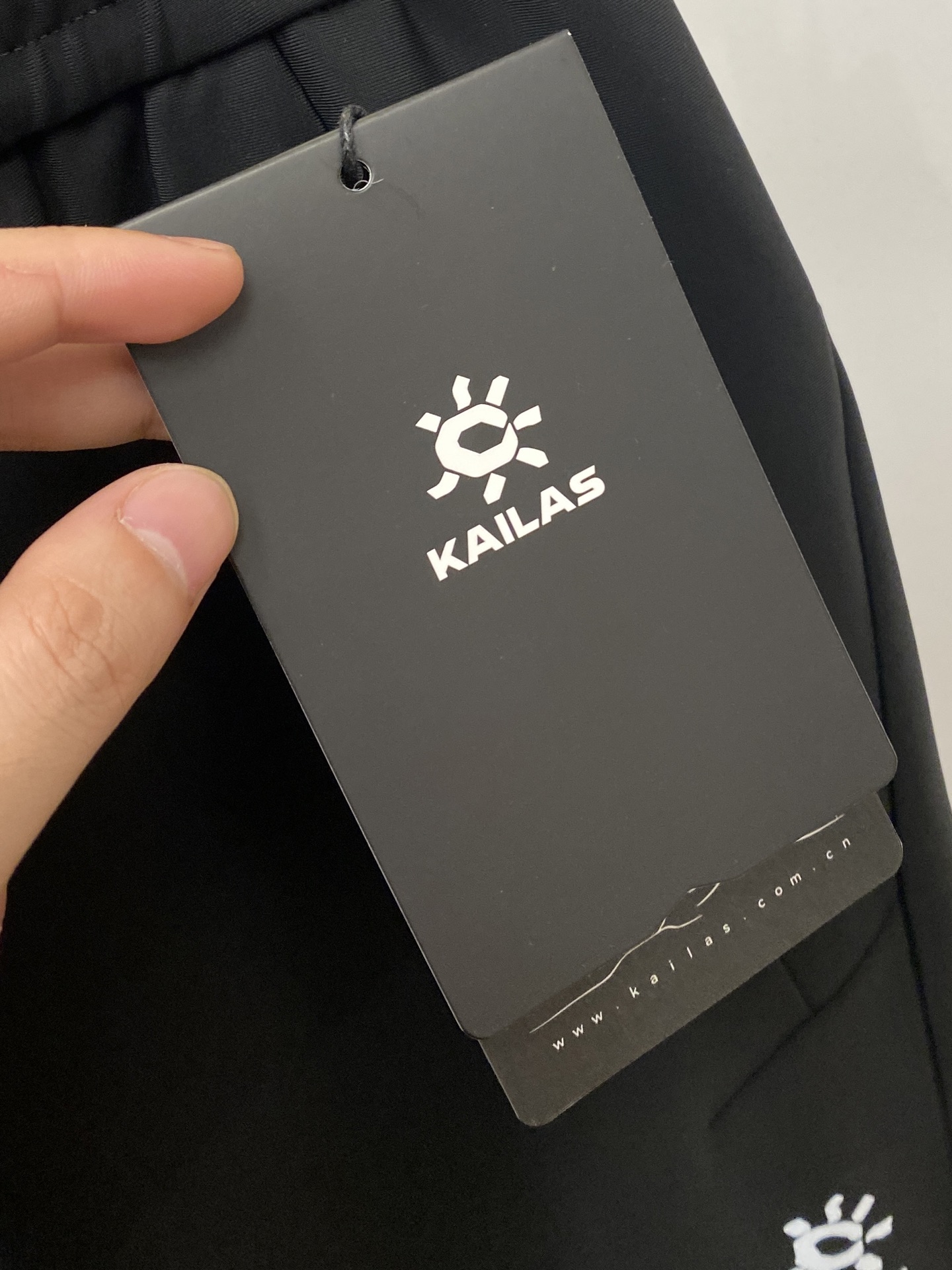 KAILAS 时尚潮牌、2025爆款休闲裤 高弹显瘦必爆简约百搭爆款，做工精细，每一针都看得到用心，超多