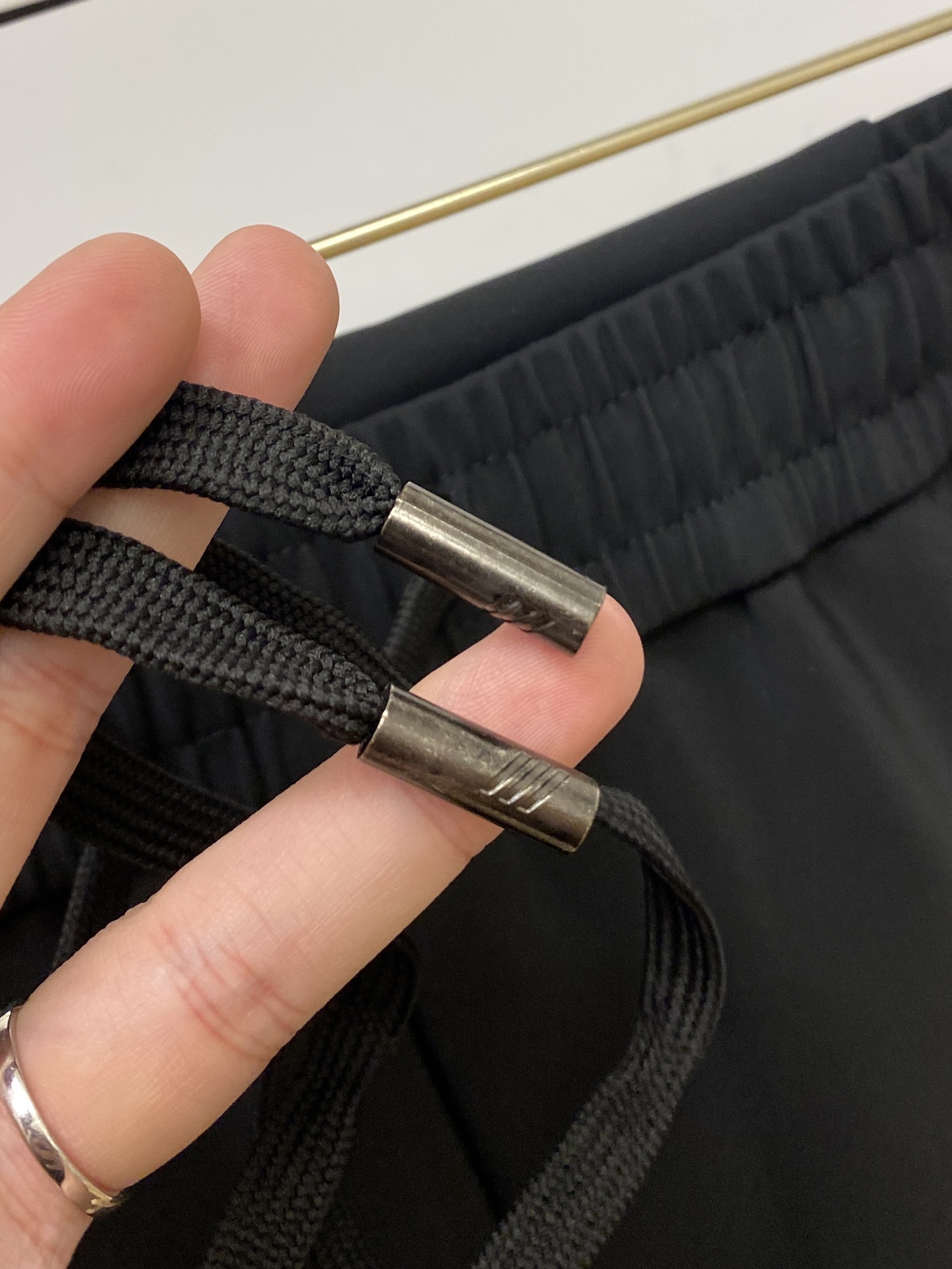 KAILAS 时尚潮牌、2025爆款休闲裤 高弹显瘦必爆简约百搭爆款，做工精细，每一针都看得到用心，超多