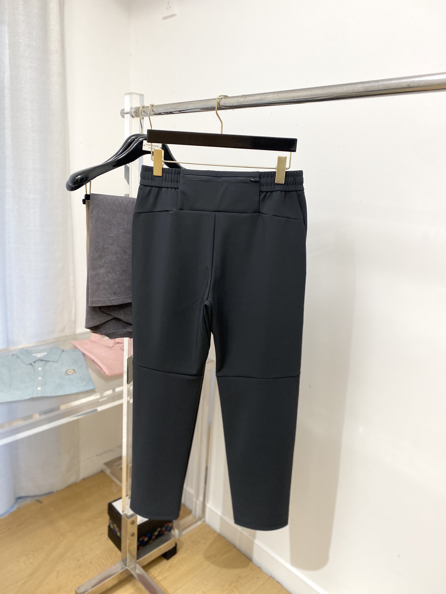 KAILAS 时尚潮牌、2025爆款休闲裤 高弹显瘦必爆简约百搭爆款，做工精细，每一针都看得到用心，超多