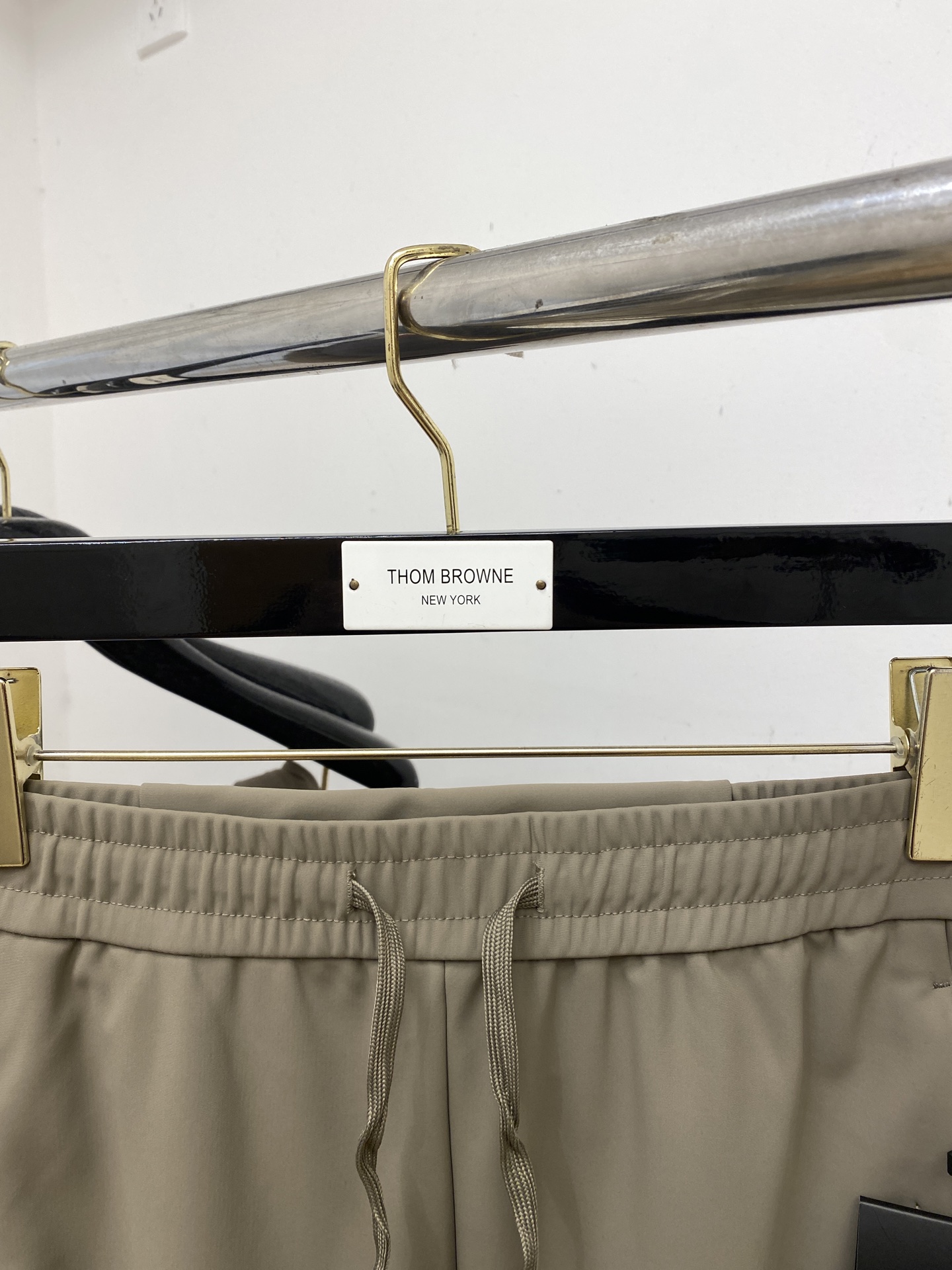 KAILAS 时尚潮牌、2025爆款休闲裤 高弹显瘦必爆简约百搭爆款，做工精细，每一针都看得到用心，超多