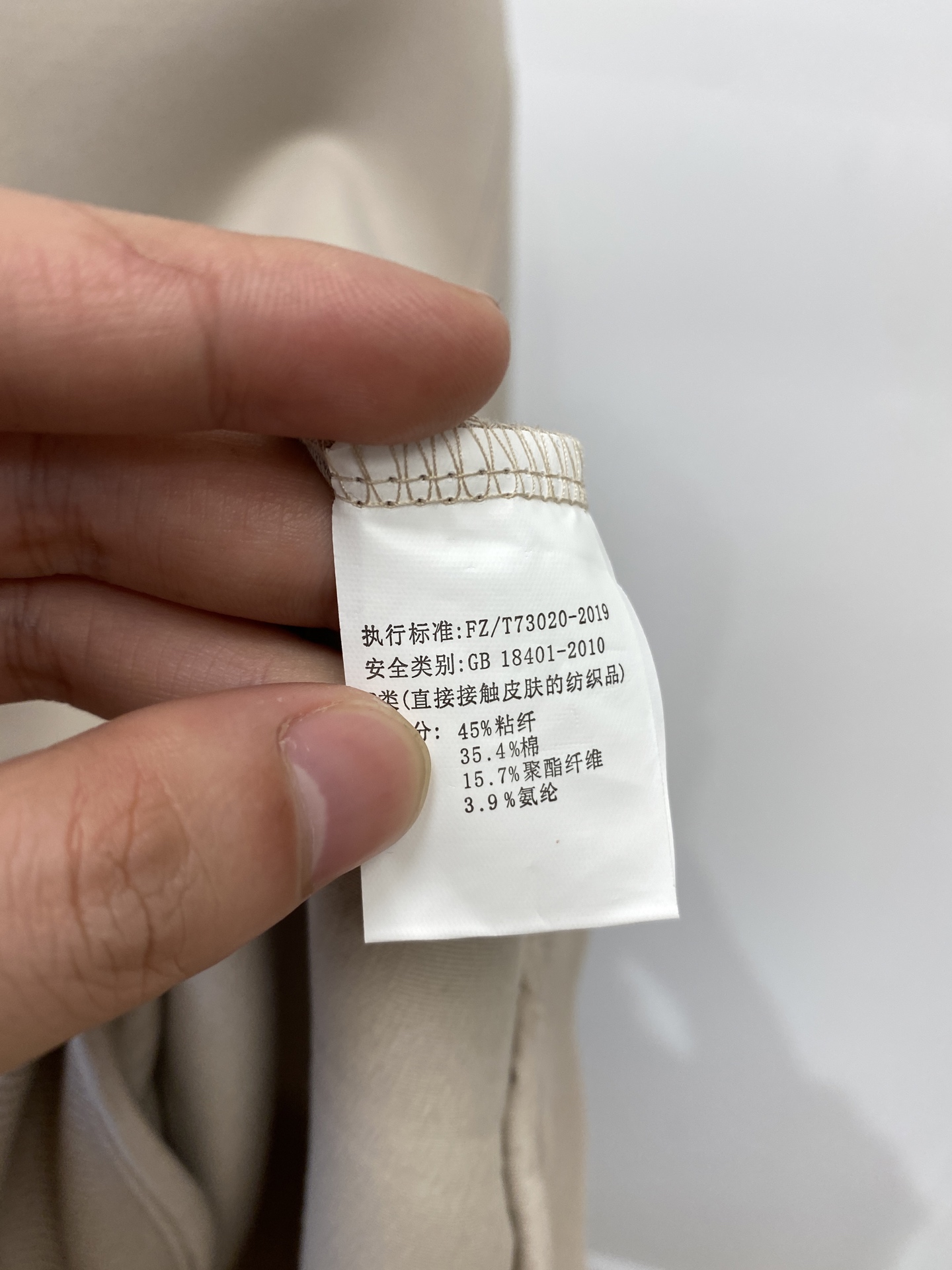 DESCENTE迪桑特、2025新品卫衣，帅气时尚，简约百搭款。肩部顶级印花图案logo，面料棉 不仅挺