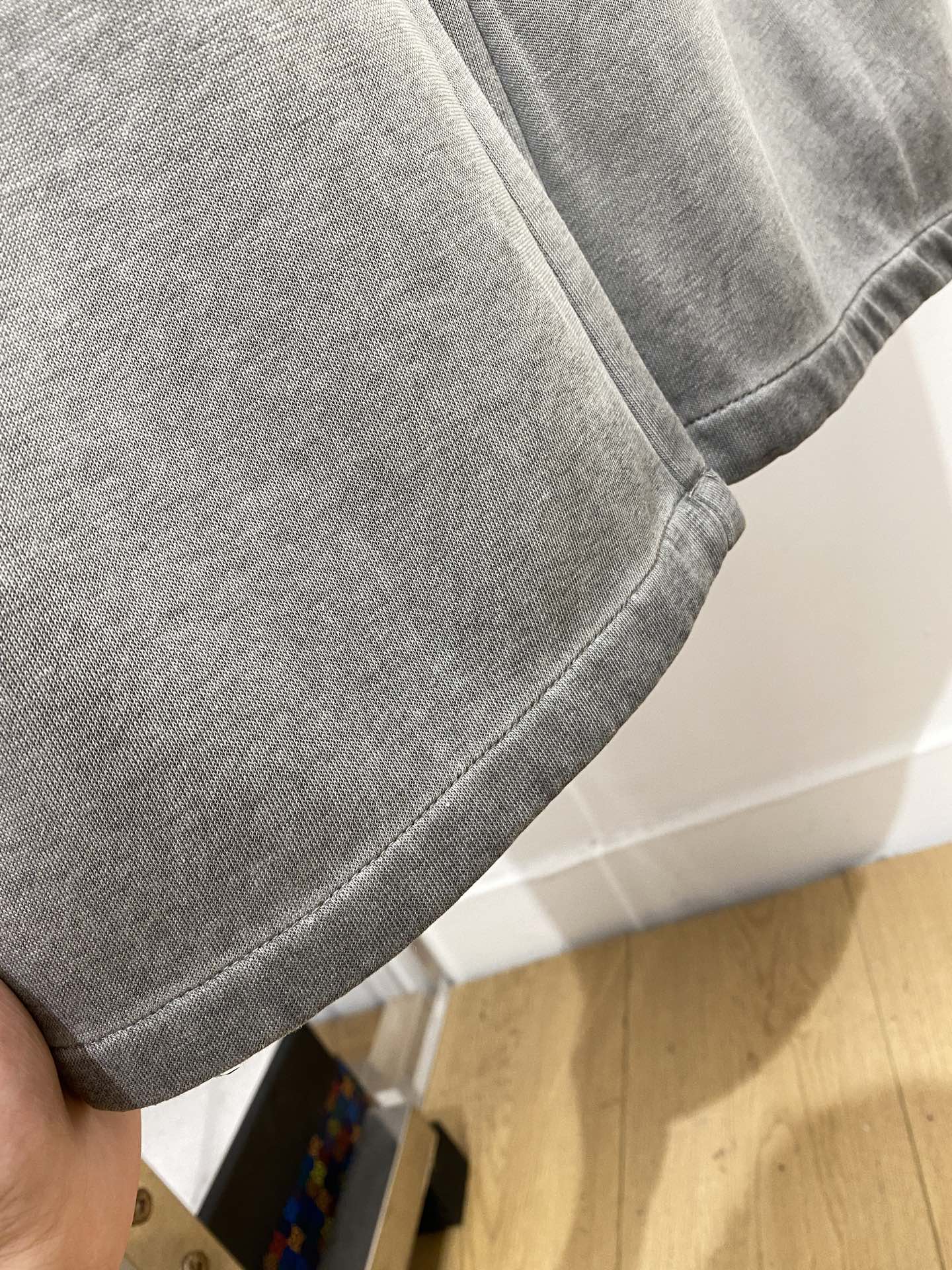 巴黎世家、2025爆款休闲裤 高弹显瘦必爆简约百搭爆款，做工精细，每一针都看得到用心，超多明星网红最爱 