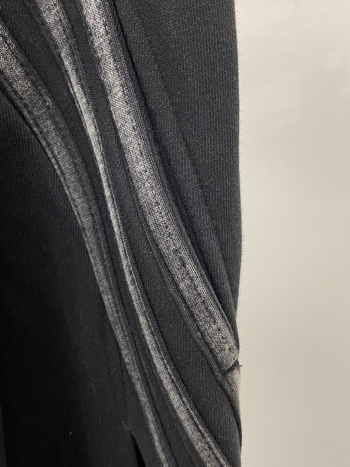 巴黎世家、2025爆款休闲裤 高弹显瘦必爆简约百搭爆款，做工精细，每一针都看得到用心，超多明星网红最爱 