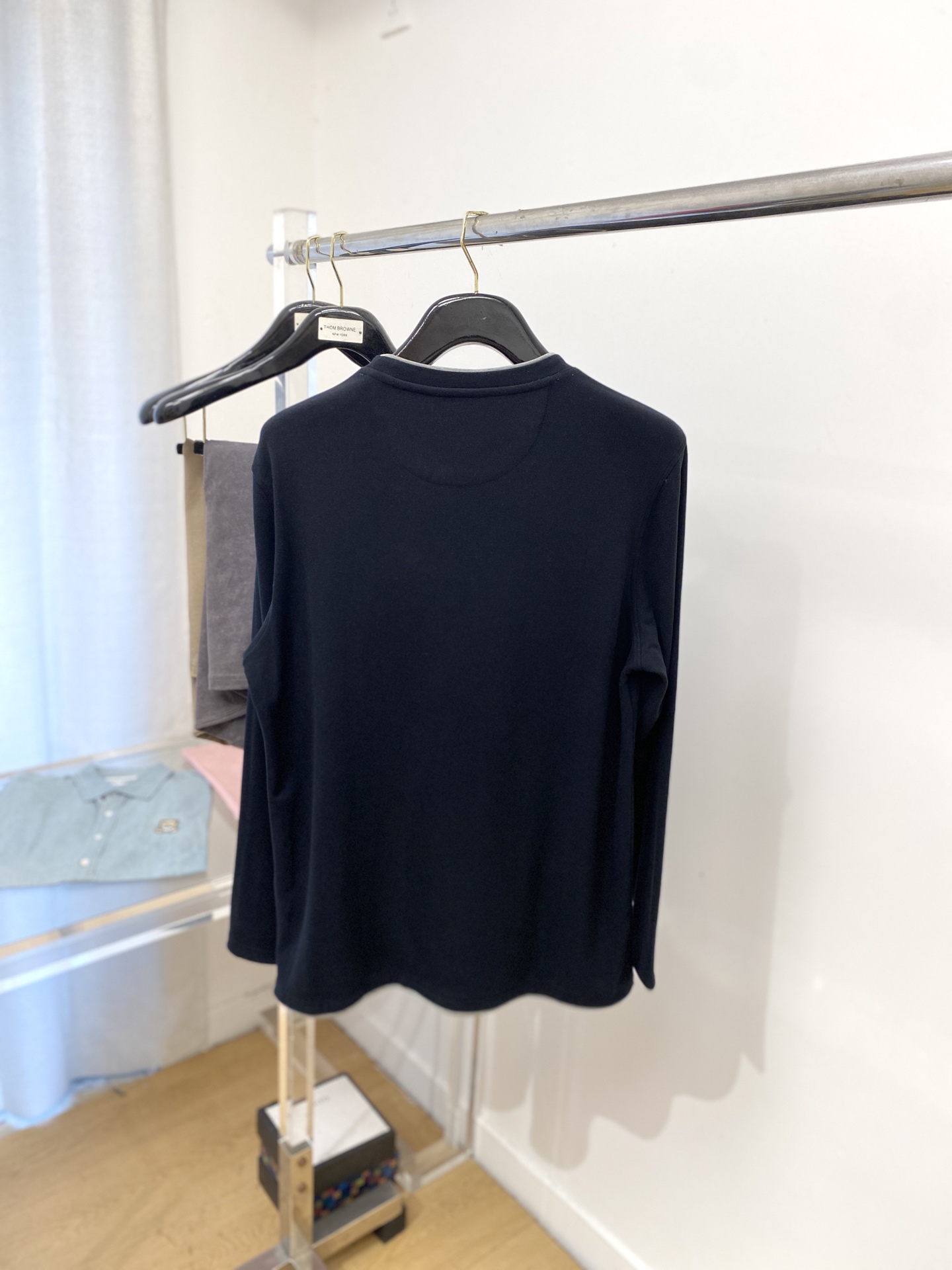 Brunello Cucinelli、2025新品长袖卫衣，帅气时尚，简约百搭款。胸前精致刺绣图案log