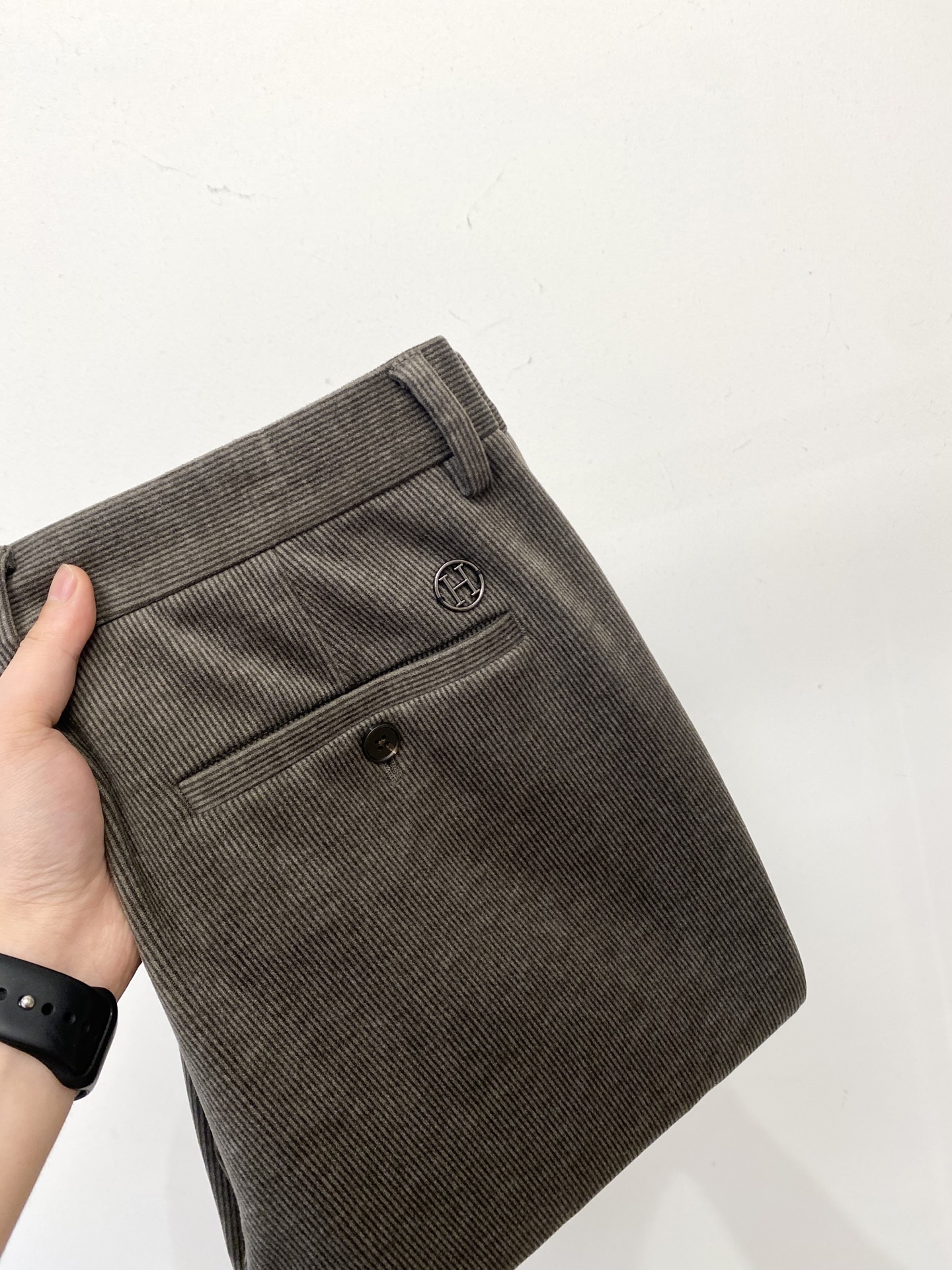 爱马仕、2025爆款休闲裤 高弹显瘦必爆简约百搭爆款，做工精细，每一针都看得到用心，超多明星网红最爱 拉