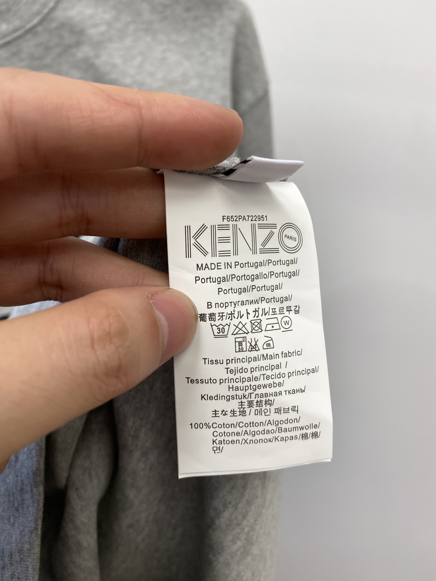 KENZO、2025新品短袖T恤，帅气时尚，胸前顶级直喷图案字母logo，简约百搭款。面料棉 不仅挺括，