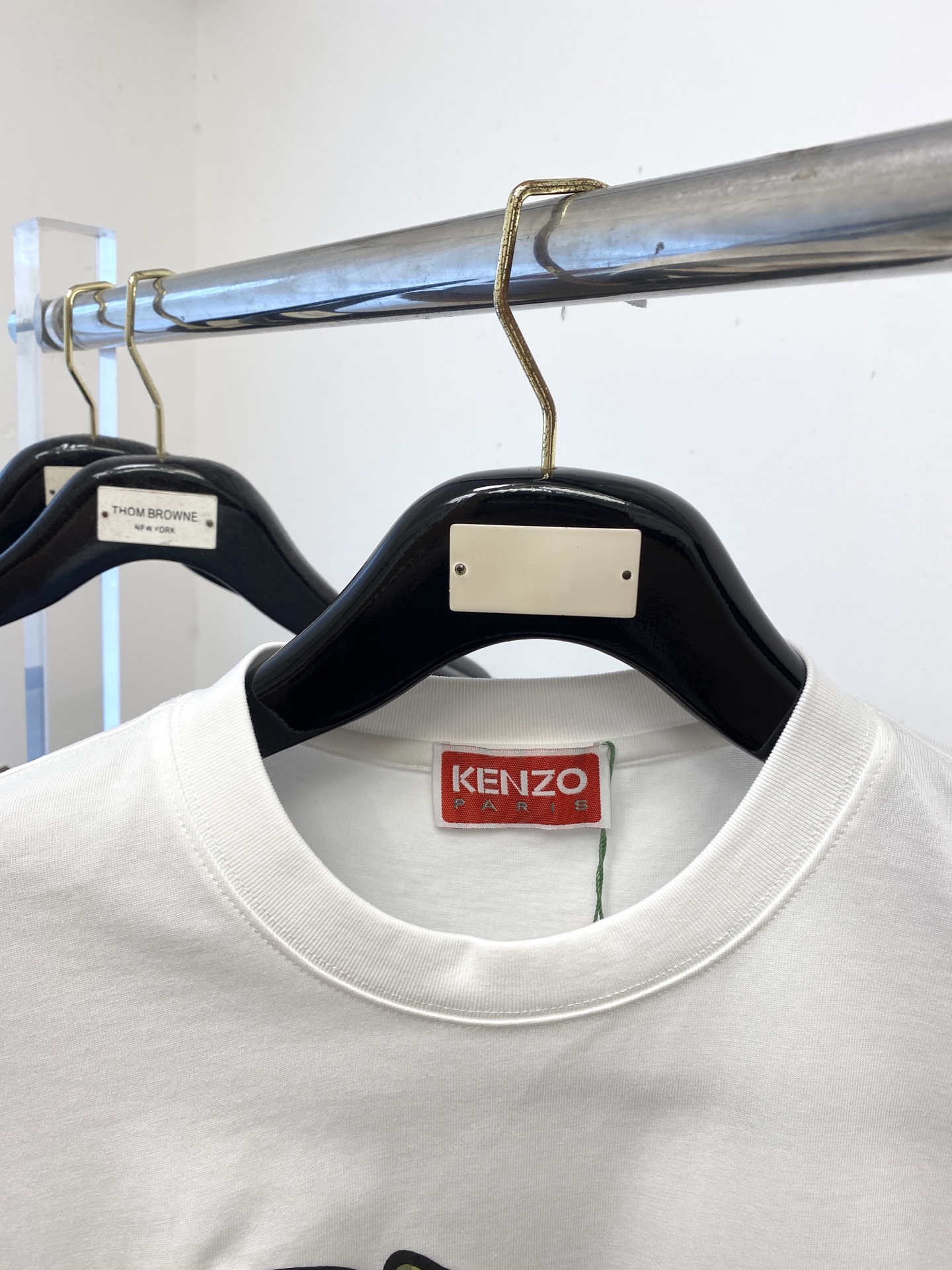 KENZO、2025新品短袖T恤，帅气时尚，胸前顶级直喷图案字母logo，简约百搭款。面料棉 不仅挺括，