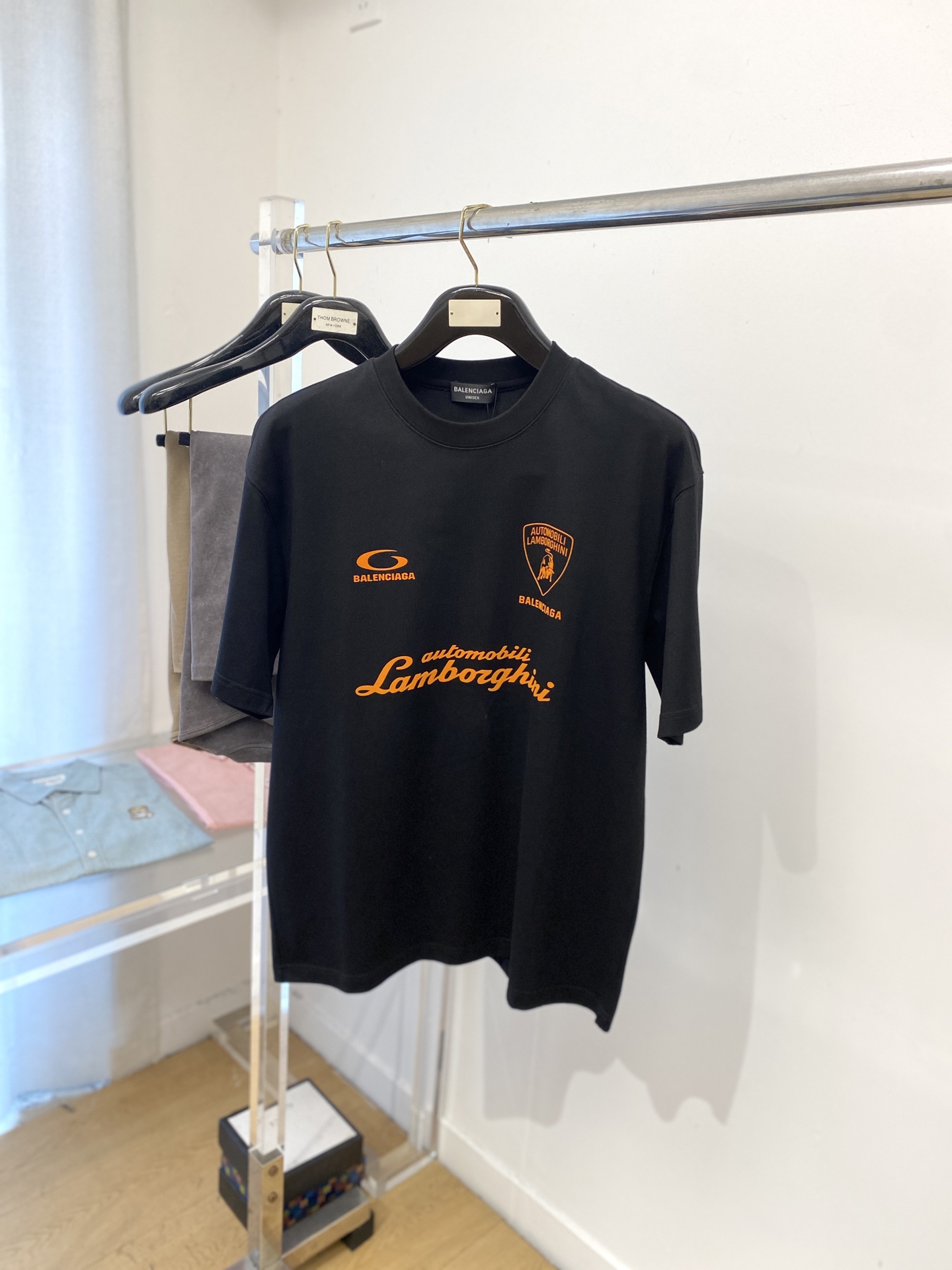 巴黎世家、2025新品短袖T恤，帅气时尚，胸前顶级印胶图案字母logo，简约百搭款。面料棉 不仅挺括，保