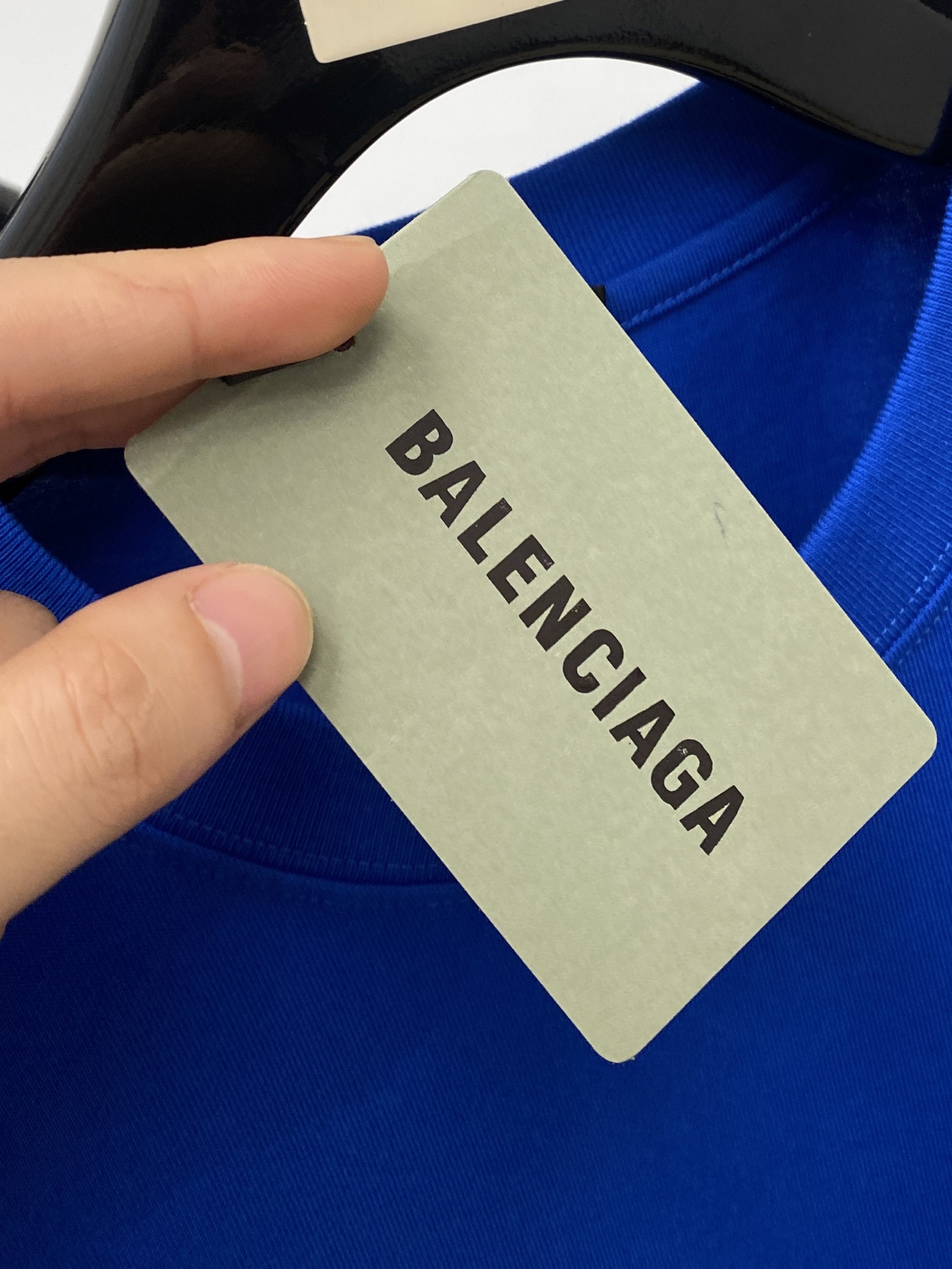 巴黎世家、2025新品短袖T恤，帅气时尚，胸前顶级印胶图案字母logo，简约百搭款。面料棉 不仅挺括，保