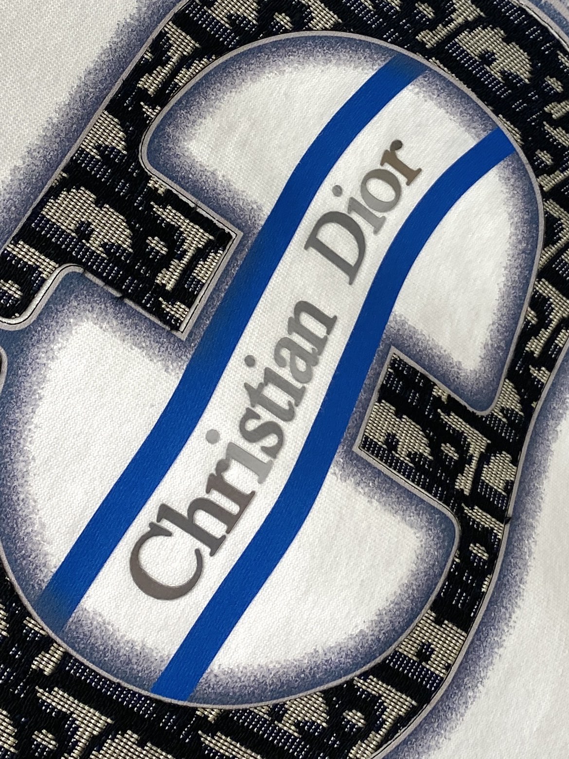 迪奥、2025新品短袖T恤，帅气时尚，胸前顶级印花字母logo，简约百搭款。面料棉 不仅挺括，保持潮流的