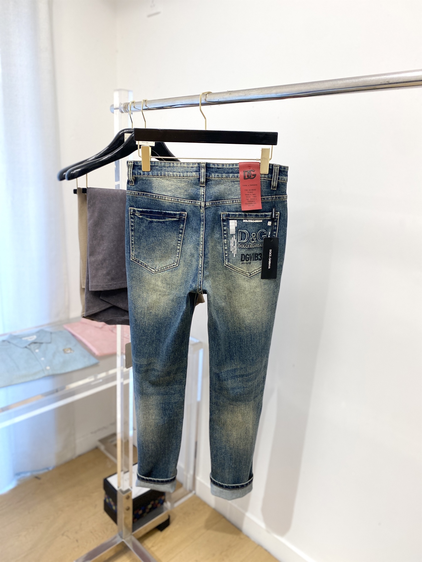 DG、2025最新品，专柜同步有售，原单狠货，水洗休闲牛仔裤，进口原版水洗弹力面料，舒适有弹性，原版五金