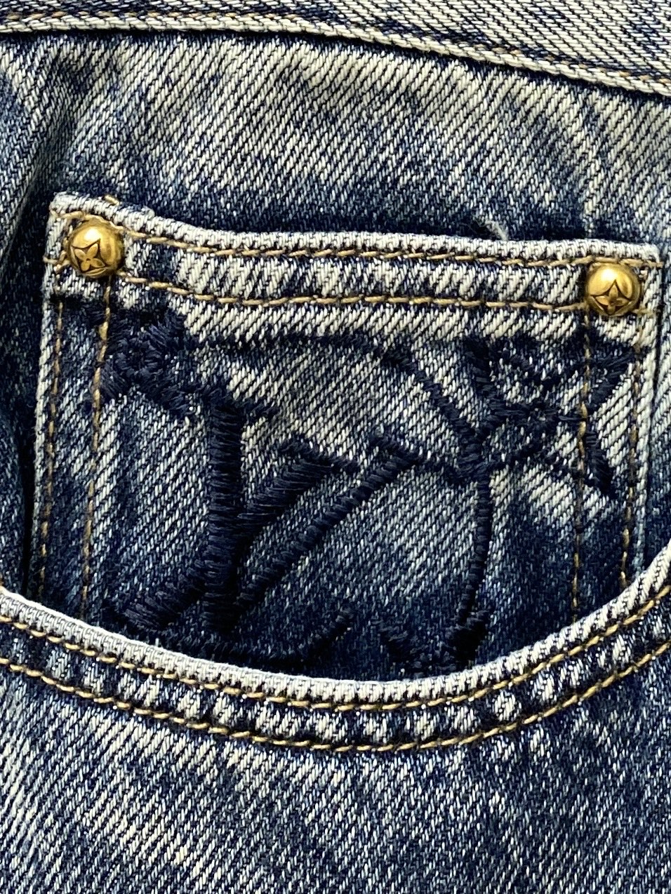 LV、2025最新品，专柜同步有售，原单狠货，水洗休闲牛仔裤，进口原版水洗弹力面料，舒适有弹性，原版五金