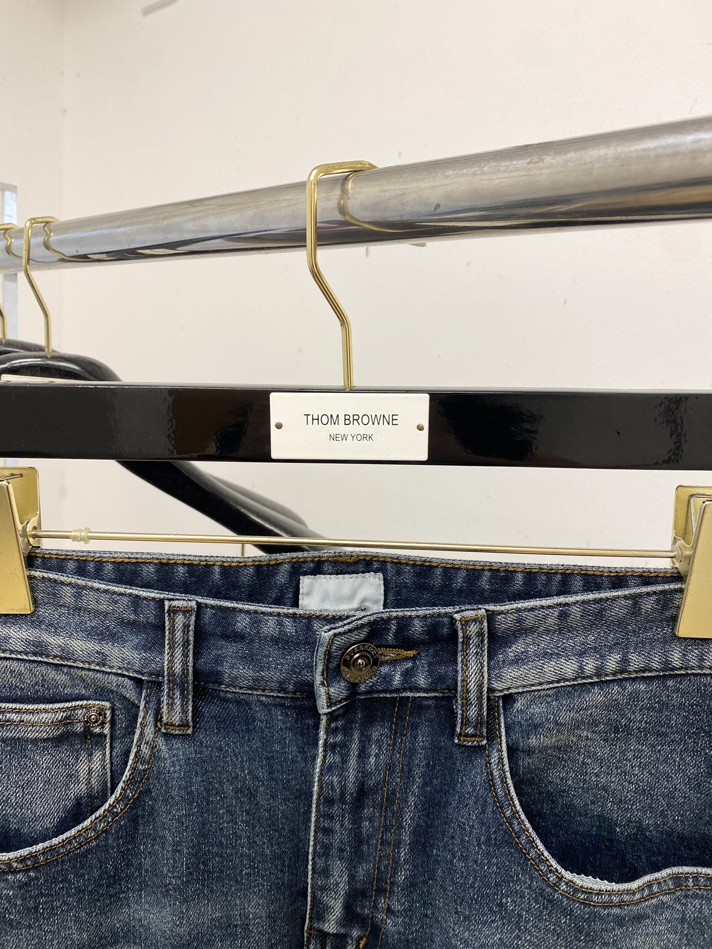 巴宝莉、2025最新品，专柜同步有售，原单狠货，水洗休闲牛仔裤，进口原版水洗弹力面料，舒适有弹性，原版五