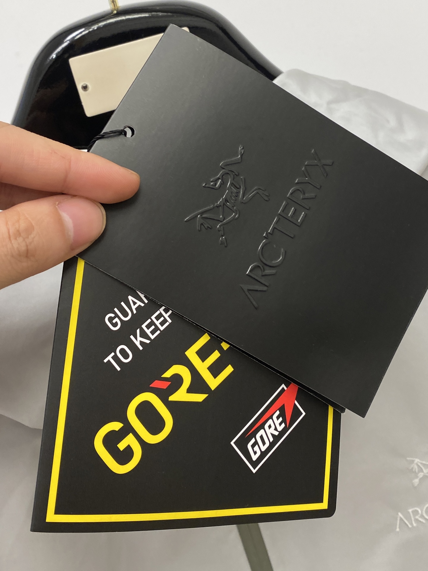 始祖鸟、2025新品夹克外套，时尚帅气，简约百搭款，胸前精致刺绣图案字母logo，定制原版面料，不仅挺括