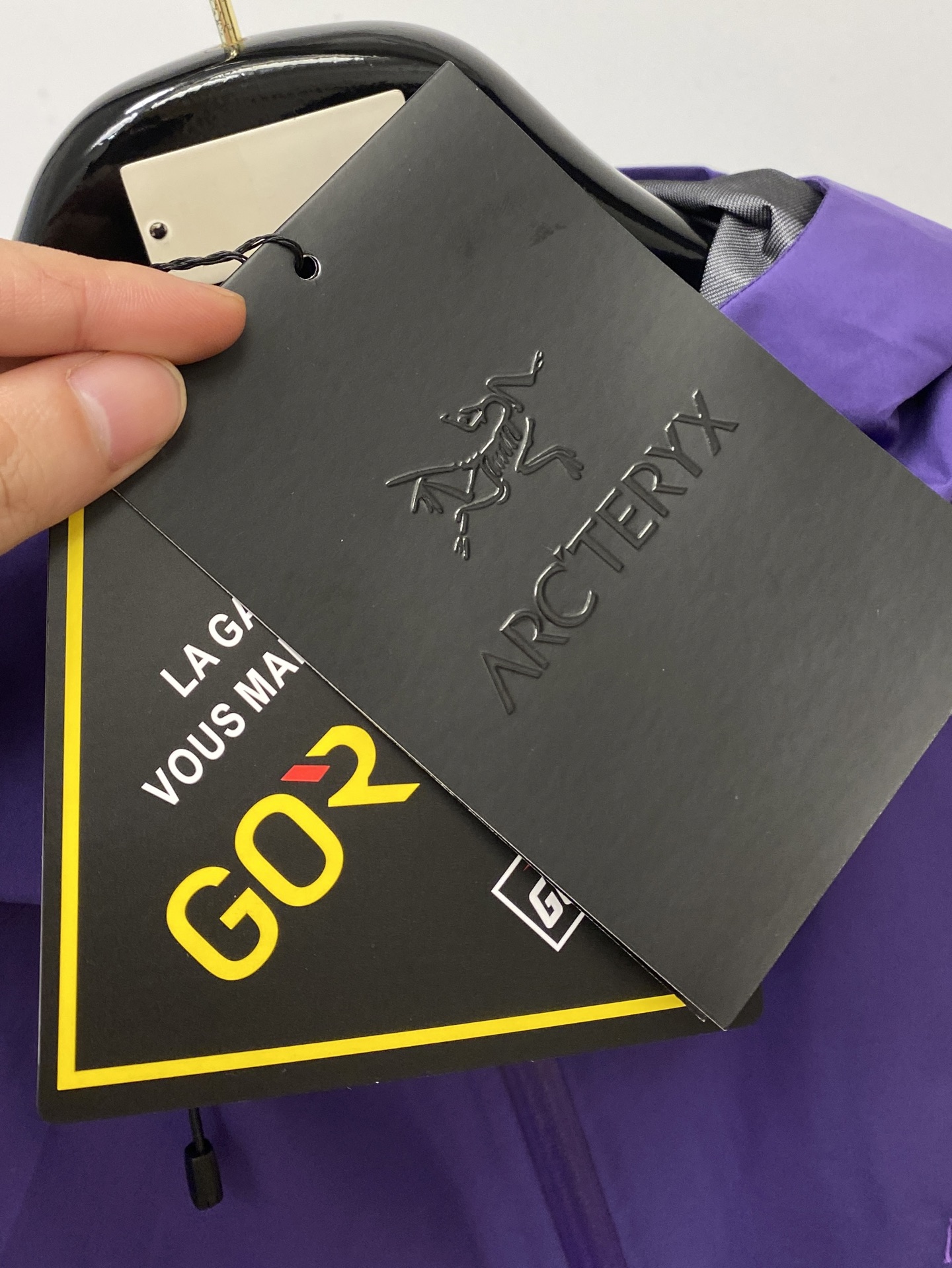 始祖鸟、2025新品夹克外套，时尚帅气，简约百搭款，胸前精致刺绣图案字母logo，定制原版面料，不仅挺括