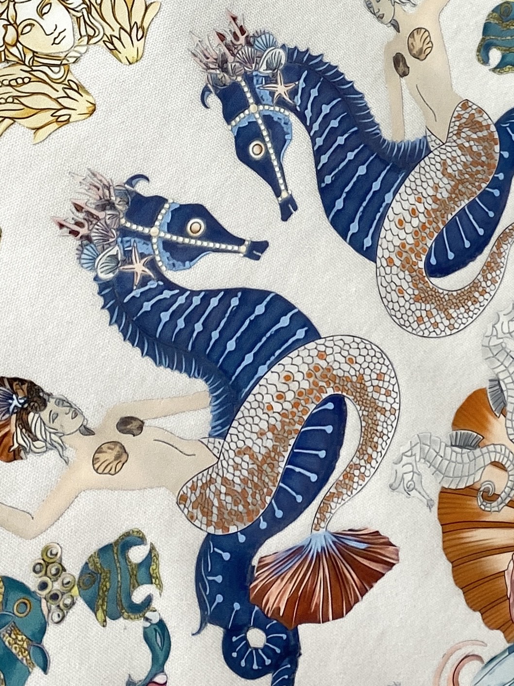 范思哲、2025最新款短袖T恤，帅气时尚，胸前顶级印花图案字母logo，简约百搭款。面料棉 不仅挺括，保