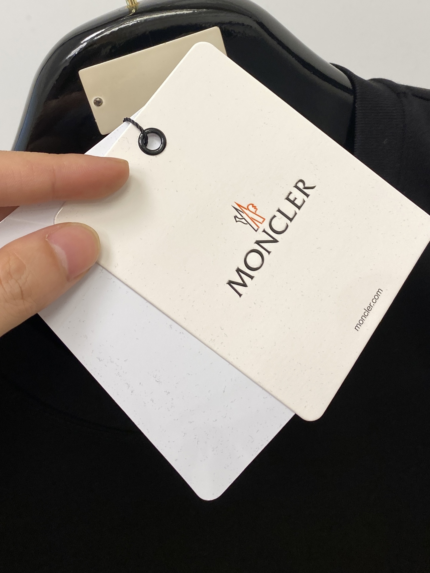 蒙口、2025最新款短袖T恤，帅气时尚，胸前顶级印花图案字母logo，简约百搭款。面料棉 不仅挺括，保持