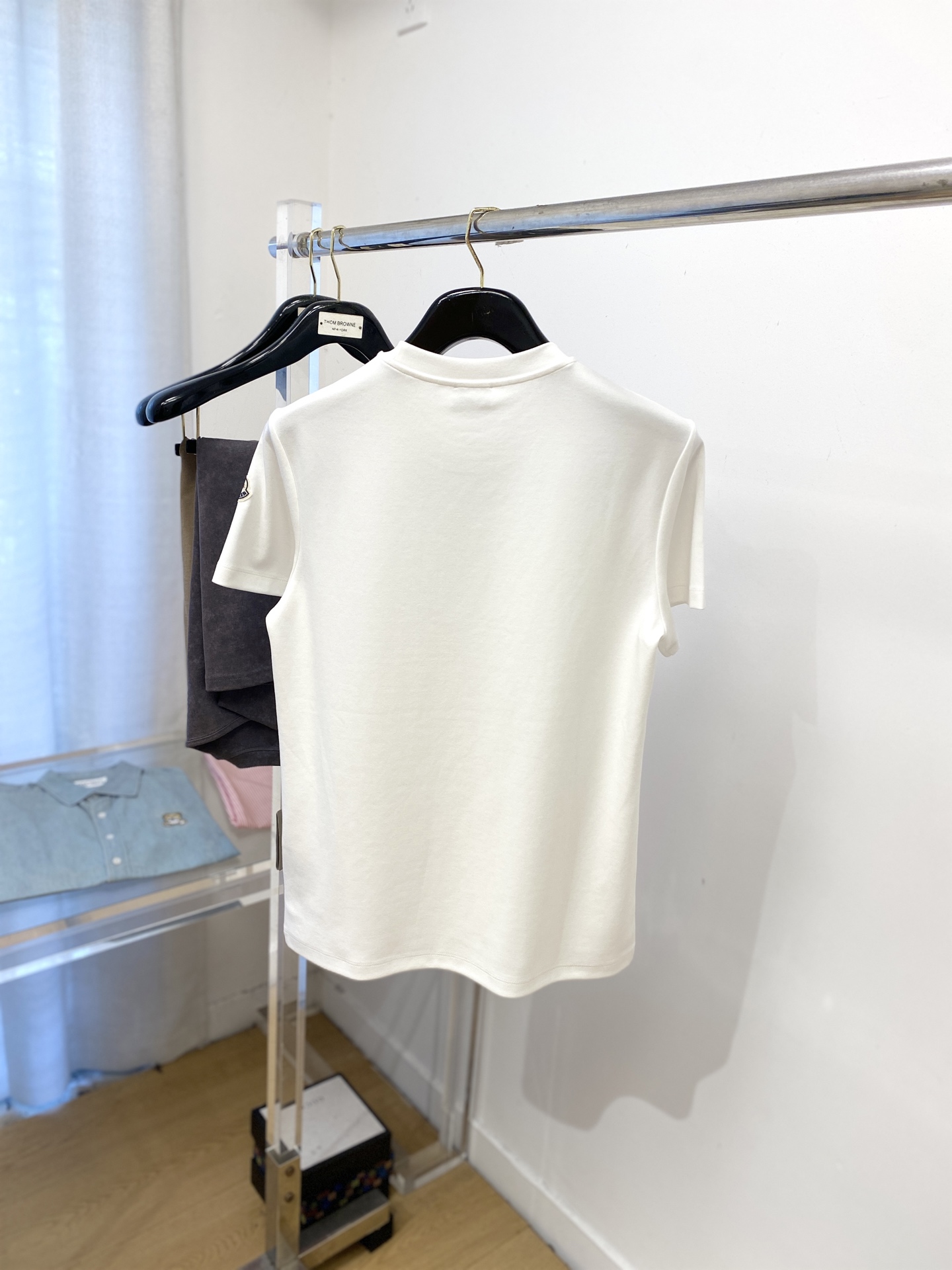 蒙口、2025最新款短袖T恤，帅气时尚，胸前顶级印花图案字母logo，简约百搭款。面料棉 不仅挺括，保持