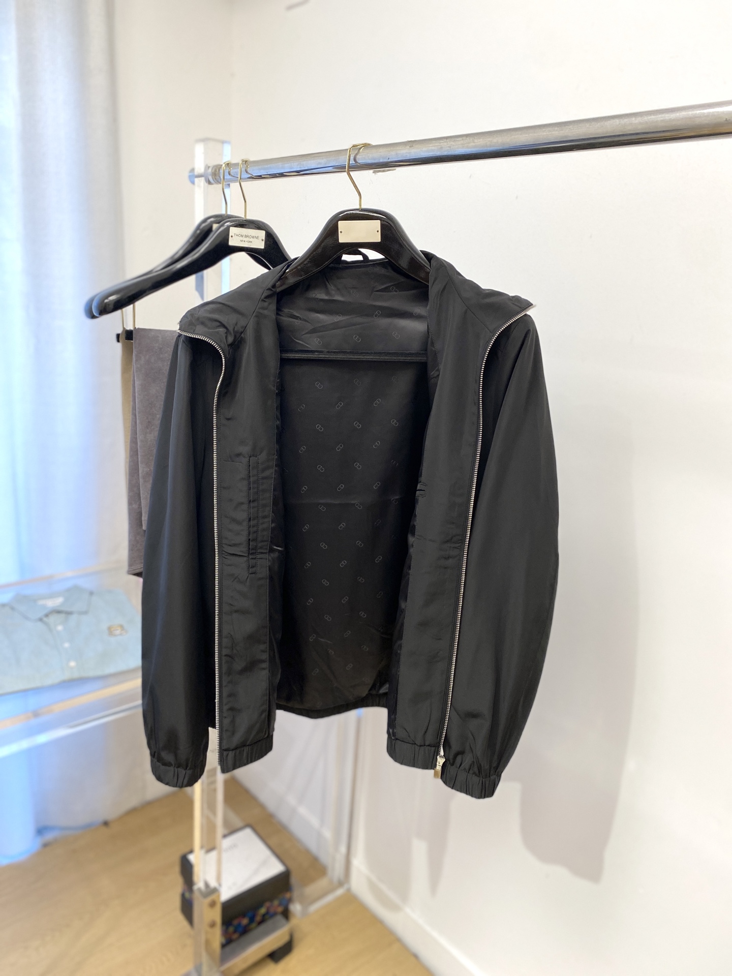 ￼ 迪奥、2025新品夹克外套，时尚帅气，简约百搭款，胸前顶级印花字母logo，定制原版面料，不仅挺括，