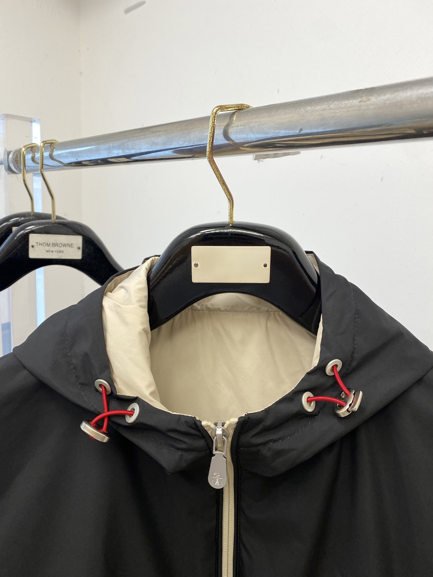 ￼ Brunello Cucinelli、2025新品夹克马甲外套，时尚帅气，简约百搭款，胸前精致刺绣图