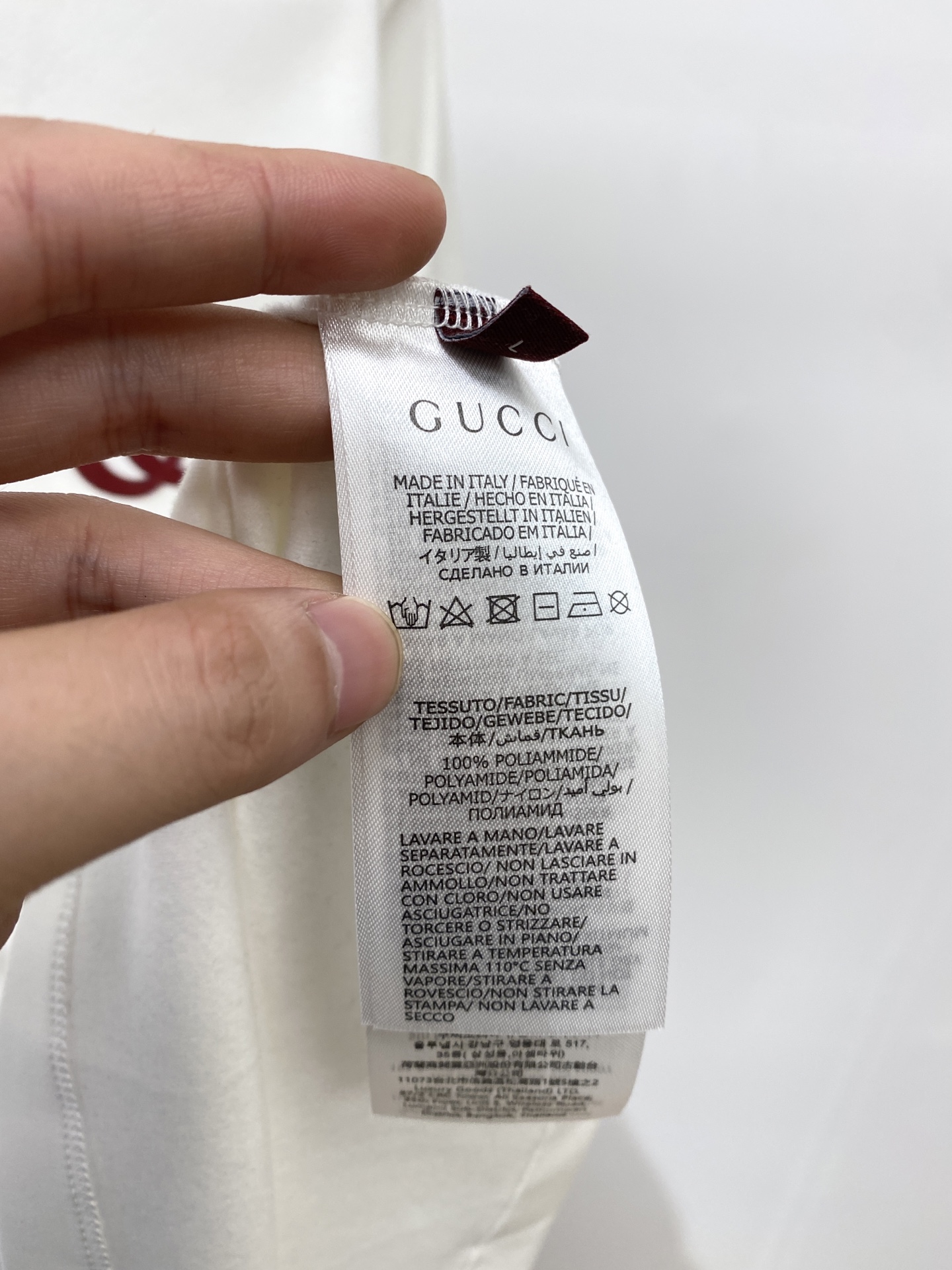 古奇、2025新品长袖卫衣，帅气时尚，简约百搭款。胸前精致刺绣字母logo，面料棉 不仅挺括，保持潮流的