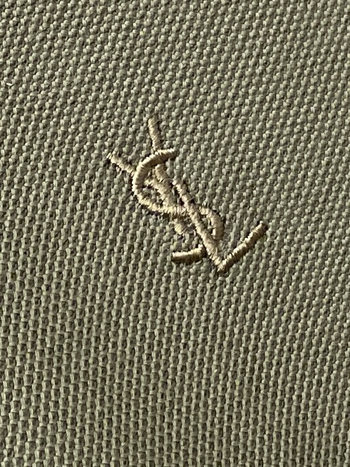 YSL 圣罗兰、2025新品长袖，帅气时尚，简约百搭款。胸前精致刺绣字母logo，面料棉 不仅挺括，保持