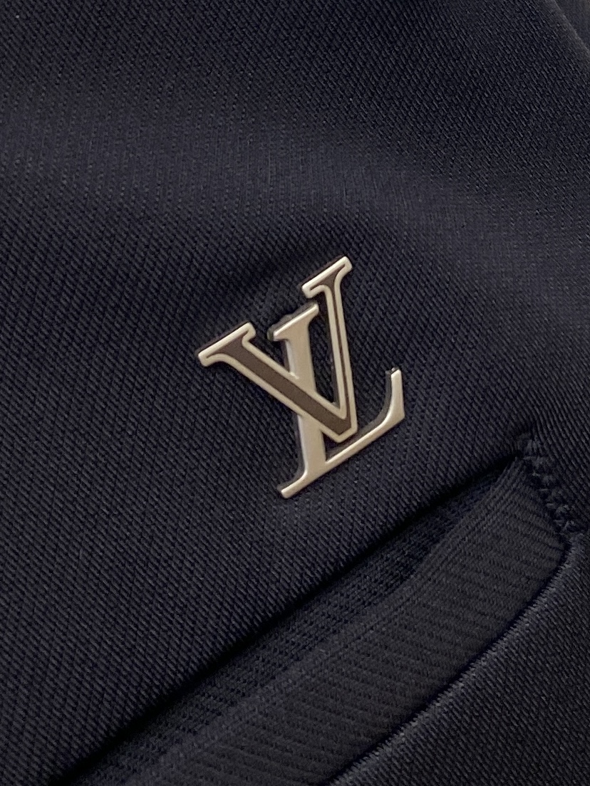 LV、2025爆款休闲西裤 高弹显瘦必爆简约百搭爆款，做工精细，每一针都看得到用心，超多明星网红最爱 拉