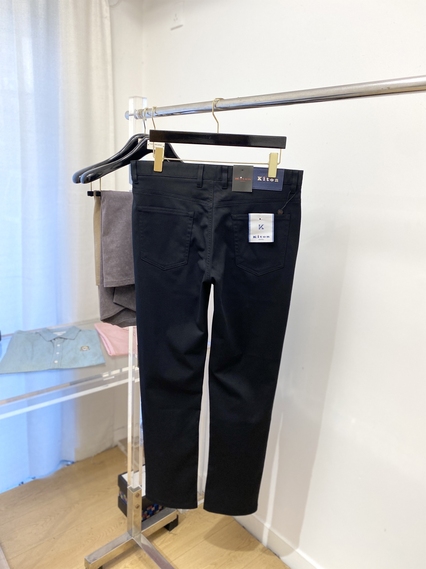 Kiton、2025爆款休闲布裤 高弹显瘦必爆简约百搭爆款，做工精细，每一针都看得到用心，超多明星网红最