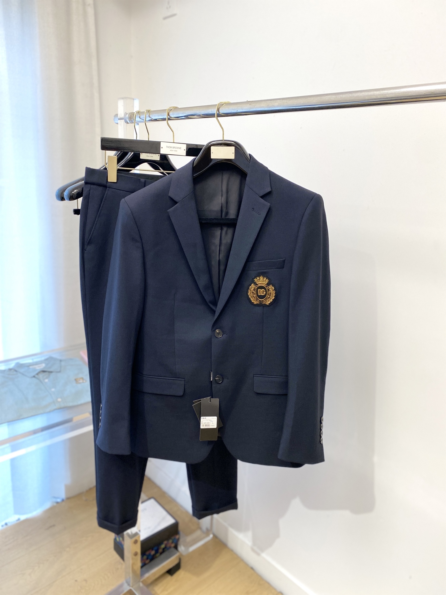 DG、2025最新品，时尚休闲套装西装，顶级原版面料打造，穿着舒适，吸湿性透气性都非常良好，色牢度超高！