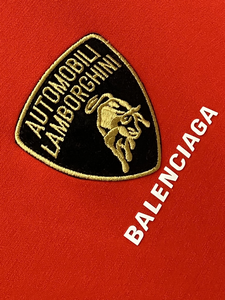 巴黎世家、2025最新款短袖T恤，帅气时尚，胸口精致刺绣印花字母图案logo，简约百搭款。面料棉 不仅挺