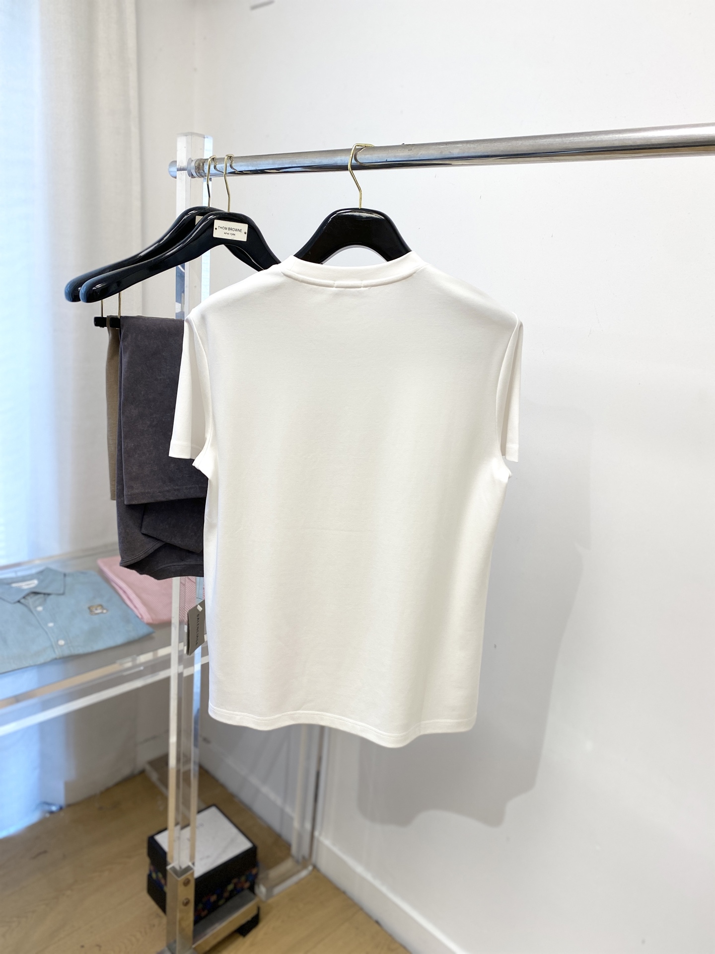 巴宝莉、2025最新款短袖T恤，帅气时尚，胸口顶级直喷工艺字母图案logo，简约百搭款。面料棉 不仅挺括