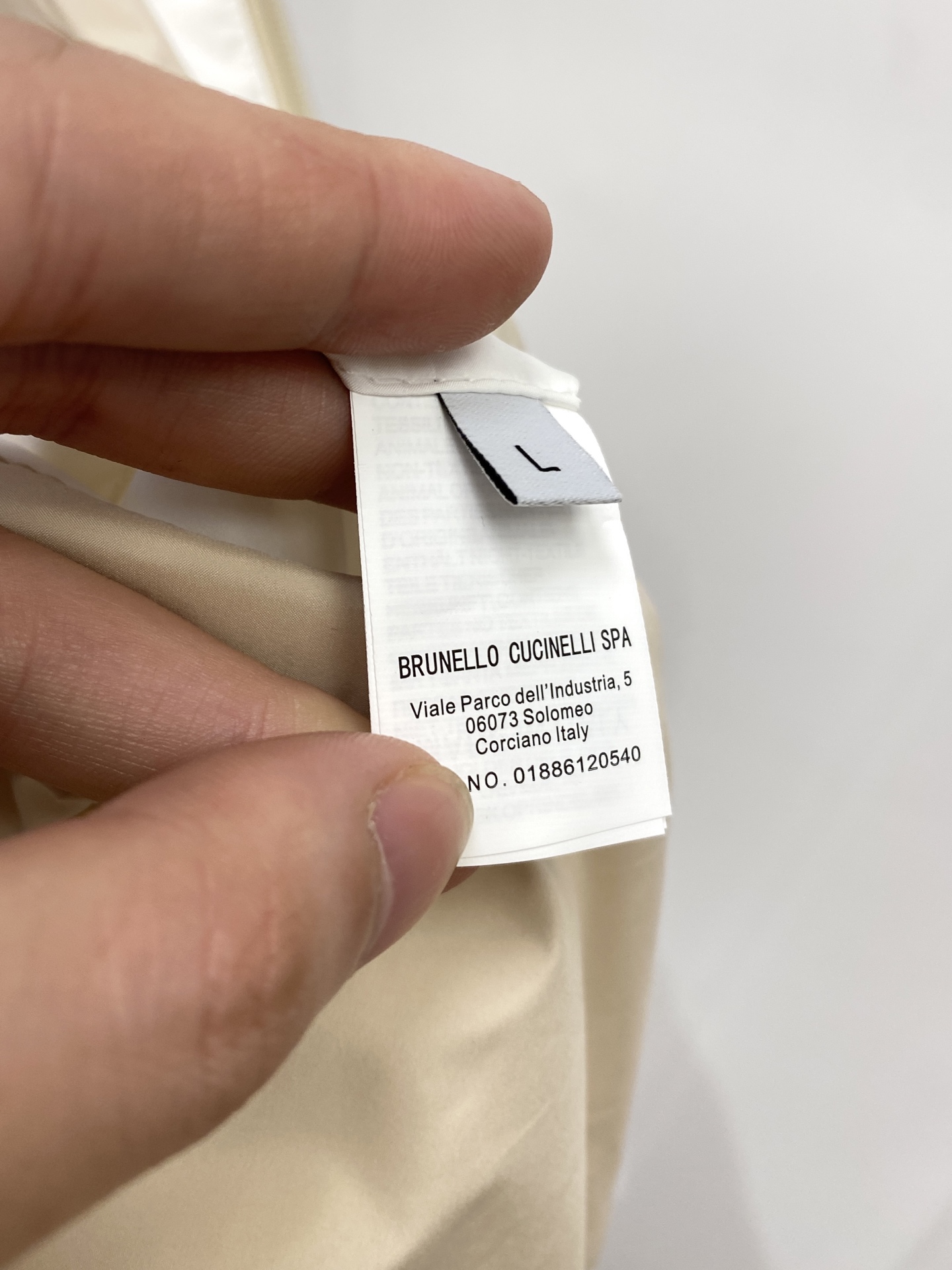 Brunello Cucinelli、2025新品夹克外套，时尚帅气，胸前精致刺绣图案logo，简约百搭