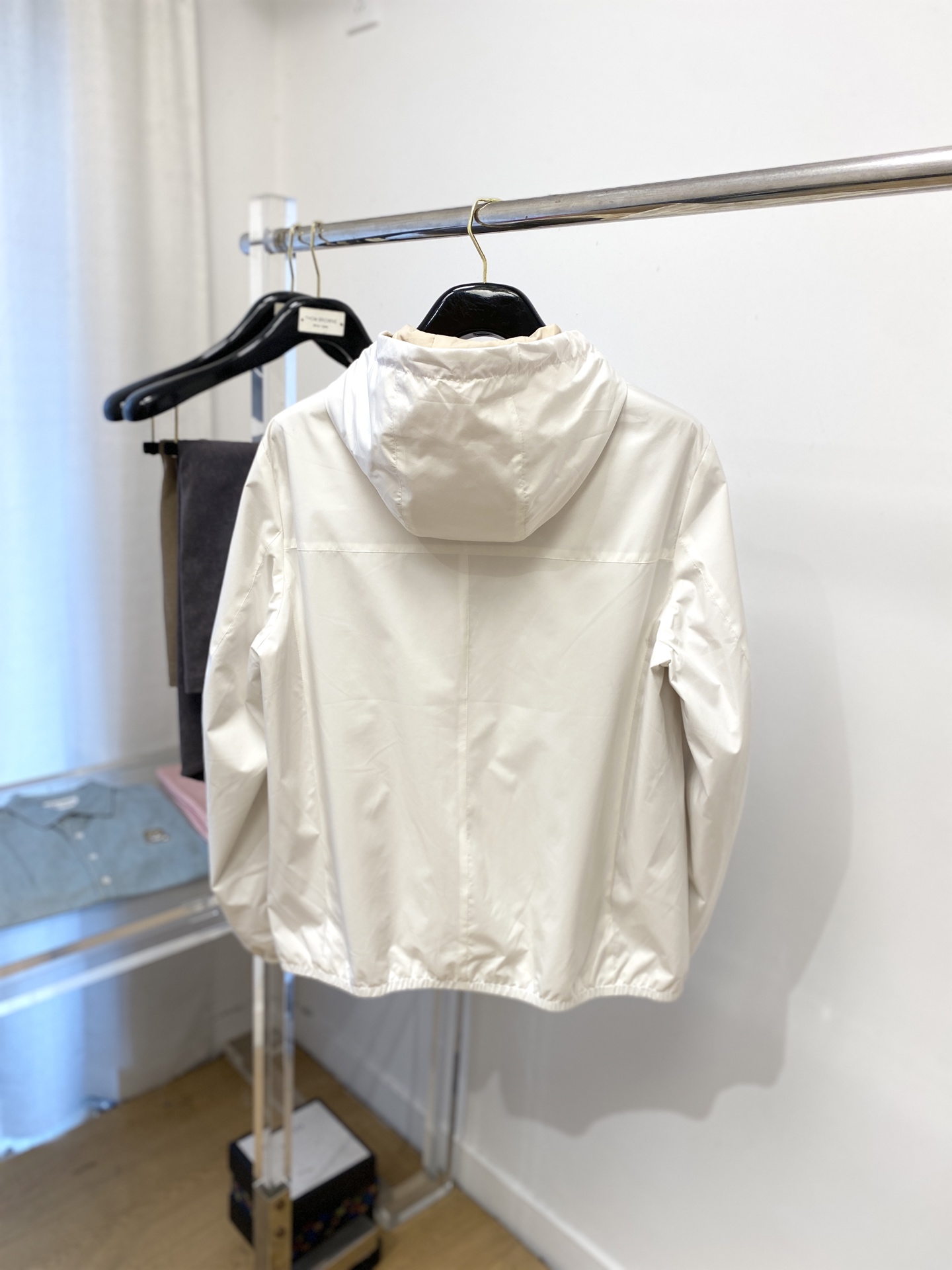 Brunello Cucinelli、2025新品夹克外套，时尚帅气，胸前精致刺绣图案logo，简约百搭