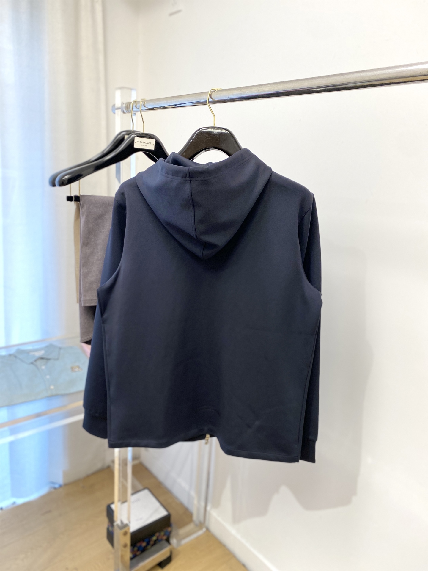 克罗心、2025新品卫衣外套，时尚帅气，胸前刺绣五金装饰图案logo，简约百搭款，定制原版面料，不仅挺括