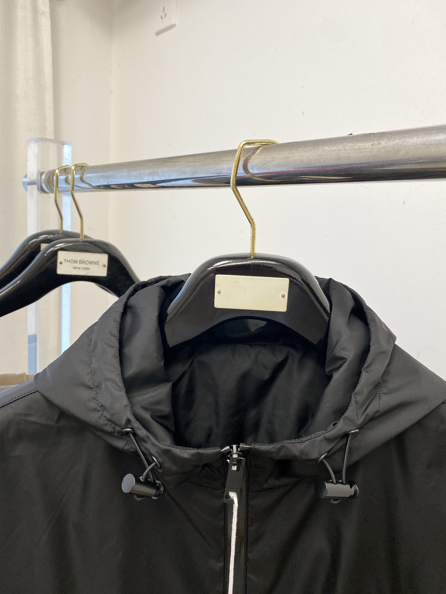 巴宝莉、2025新品夹克外套，时尚帅气，胸前刺绣装饰字母logo，简约百搭款，定制原版面料，不仅挺括，保