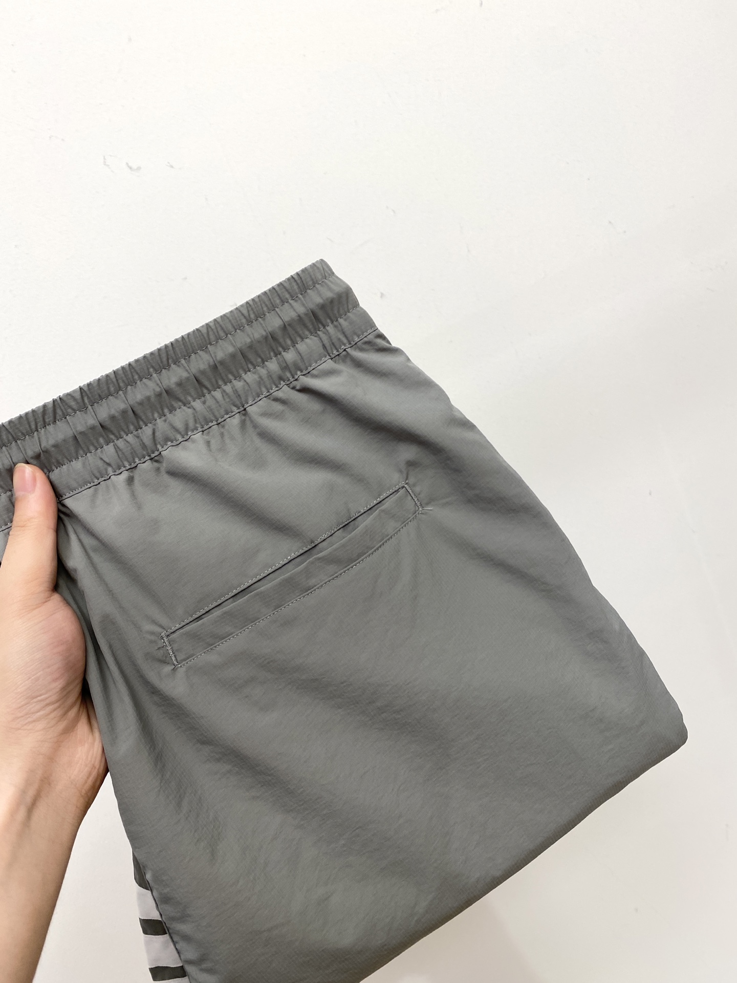 NO:524697,TB, hot casual pants, high elasticity and slimming, simple and versatile, with fine workmanship, every needle can be seen with care, many celebrity celebrities love the most, lengthen the body proportions!  Micro-spin ^_^ Comfortable fabric Detailed body code number 1-4, alexander wang19860909TB、爆款休闲裤 高弹显瘦必爆简约百搭爆款,做工精细,每一针都看得到用心,超多明星网红最爱 拉长身材比例哦！微弹 ^_^舒适面料 细节体码数1-4码,,alexander wang,Men's clothing