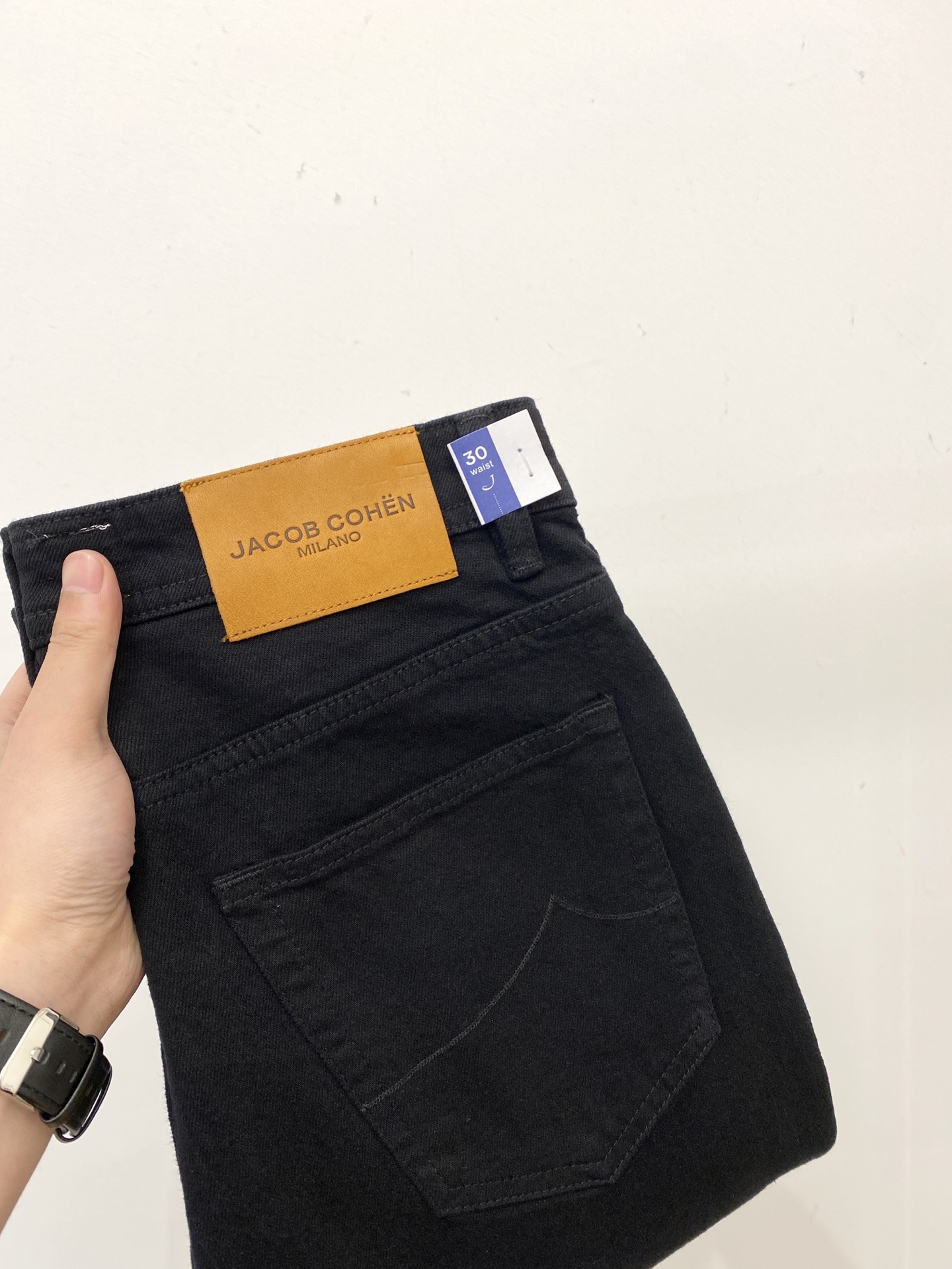 NO:524670,JACOB COHEN, latest products, special counters are available at the same time, original single-purpose goods, water-washed casual jeans, imported original washing elastic fabric, comfortable and elastic, original hardware and auxiliary decorative logo, super positive style, extremely high grade, counter quality, fashionable and stylish upper body, 30-38, jeans, alexander wang19860909JACOB COHEN、 最新品,专柜同步有售,原单狠货,水洗休闲牛仔裤,进口原版水洗弹力面料,舒适有弹性,原版五金辅料装饰logo,版型超正,档次极高,专柜品质,上身时尚有型,码数30-38,,jeans,alexander wang,Men's clothing