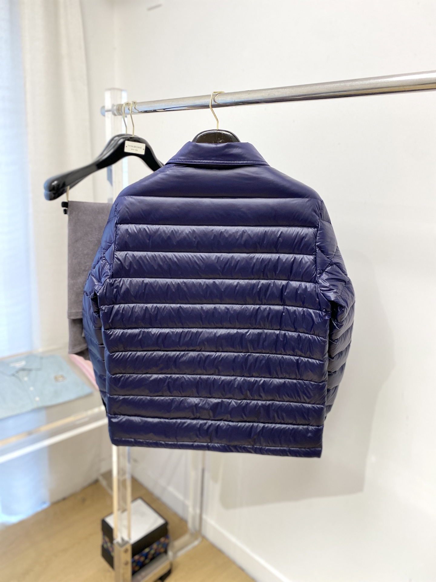 蒙口、2025最新款男士轻薄羽绒夹克外套、面料柔软舒适 ．上身版型超赞 ．拉链．辅料都是客供 、进口面料