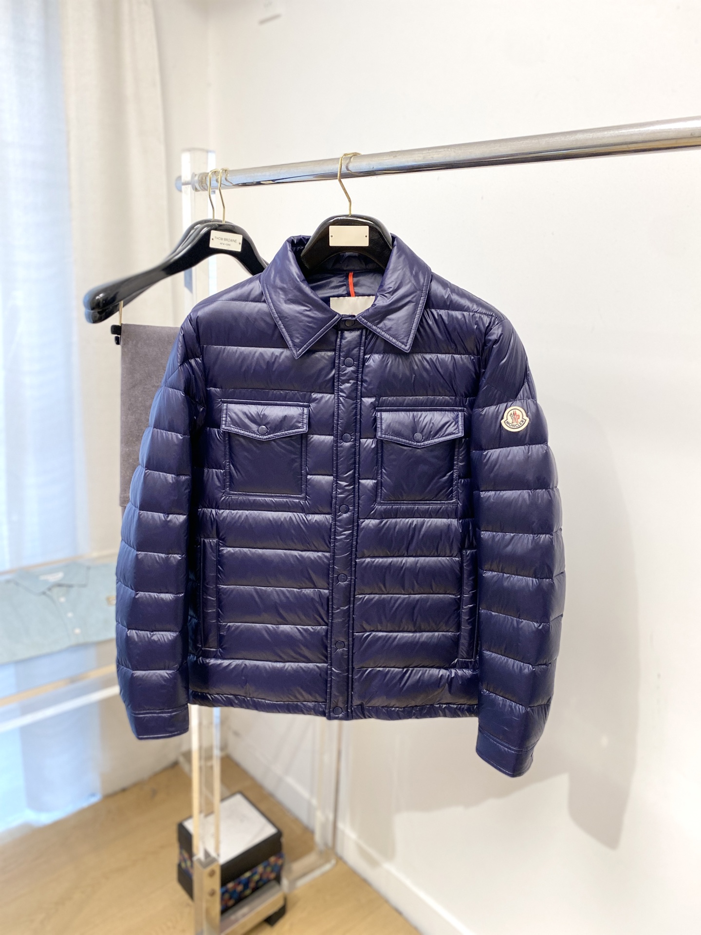 蒙口、2025最新款男士轻薄羽绒夹克外套、面料柔软舒适 ．上身版型超赞 ．拉链．辅料都是客供 、进口面料