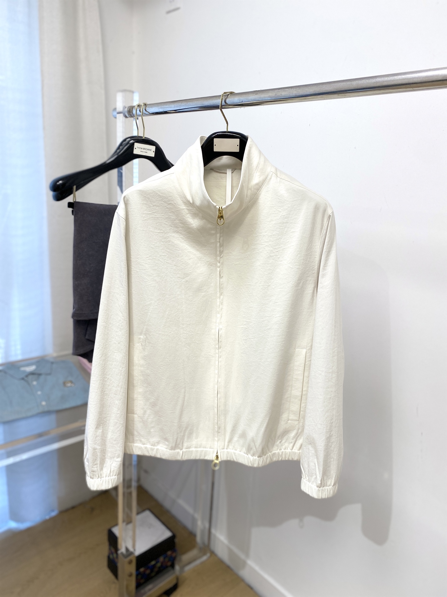 NO:524682,BV, new jacket, fashionable and handsome, simple and versatile, customized original fabric, not only crisp, maintains the trendy silhouette, and is comfortable to wear, and the yarn is more delicate, the number M-3XL, bottega veneta, jackets & coats, jackets & coats, alexander wang19860909BV、新品夹克外套,时尚帅气,简约百搭款,定制原版面料,不仅挺括,保持潮流的廓形,又穿着舒适,纱织更细腻,码数M-3XL,,bottega veneta,jackets & coats,jackets & coats,alexander wang,Men's clothing