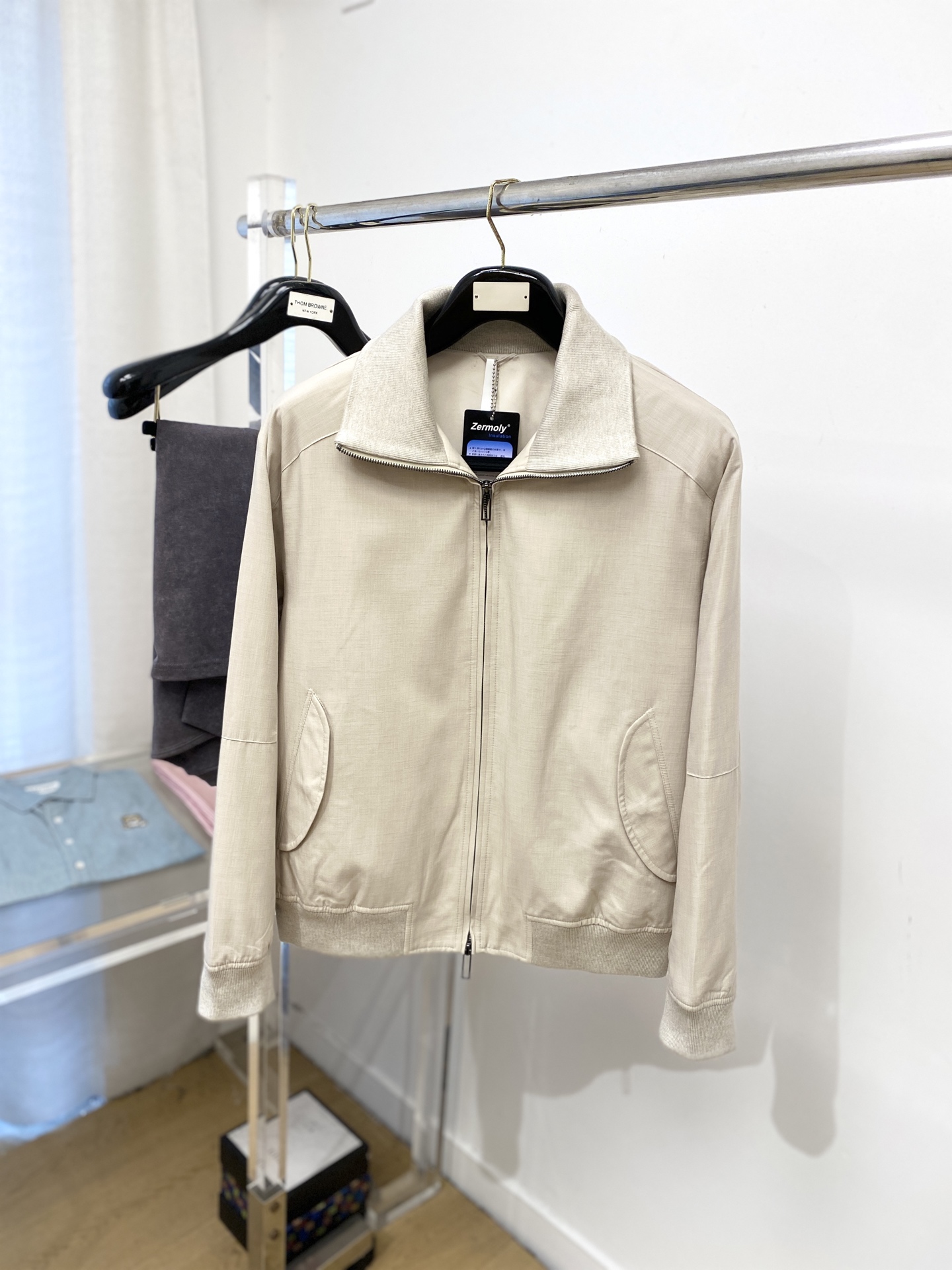 NO:524679,BV, new jacket, fashionable and handsome, simple and versatile, customized original fabric, not only crisp, maintains the trendy silhouette, and is comfortable to wear, and the yarn is more delicate, the number M-3XL, bottega veneta, jackets & coats, jackets & coats, alexander wang19860909BV、新品夹克外套,时尚帅气,简约百搭款,定制原版面料,不仅挺括,保持潮流的廓形,又穿着舒适,纱织更细腻,码数M-3XL,,bottega veneta,jackets & coats,jackets & coats,alexander wang,Men's clothing