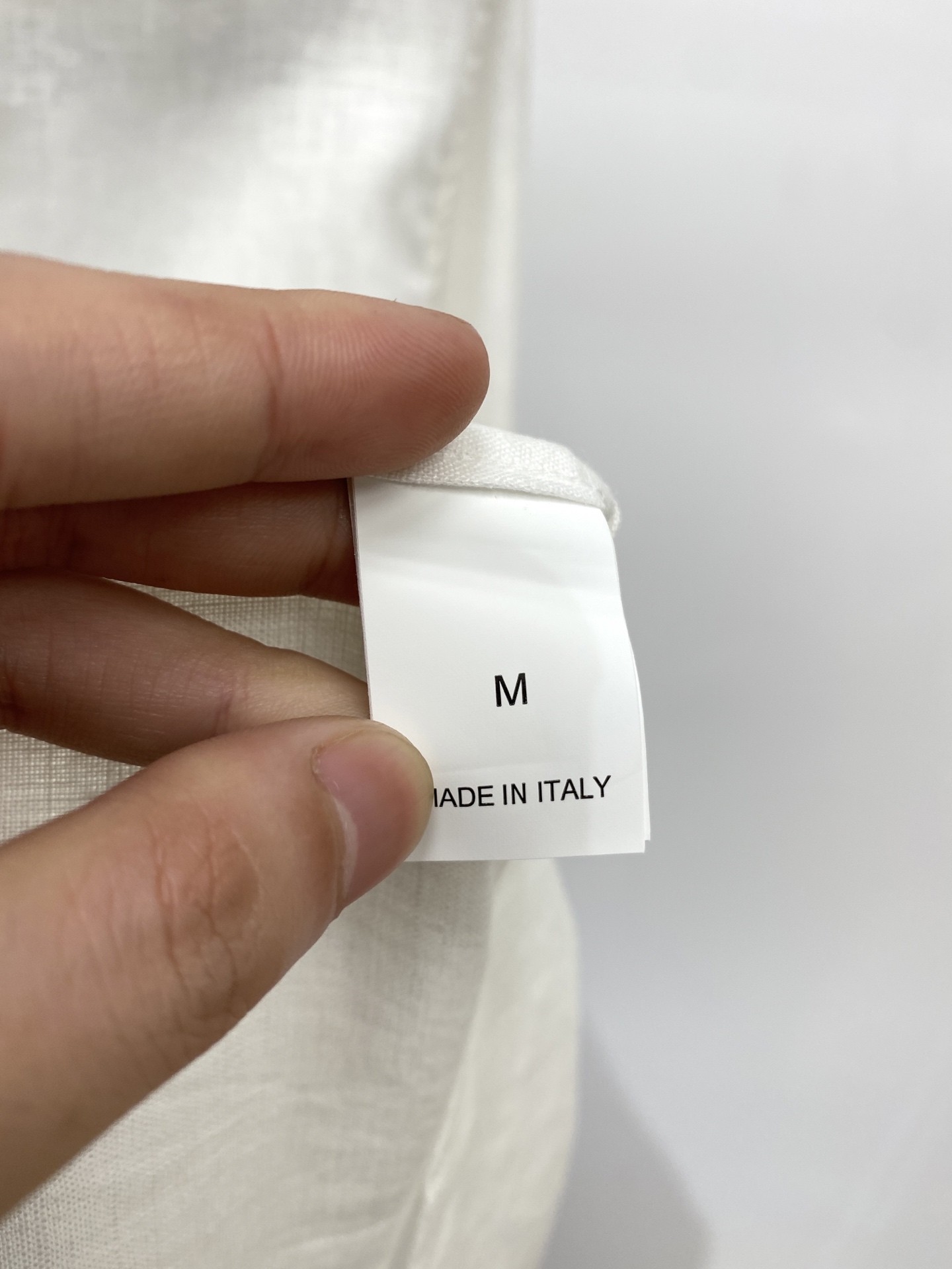 Brunello Cucinelli、2025新品衬衫，时尚帅气，简约百搭款，定制原版面料，不仅挺括，保