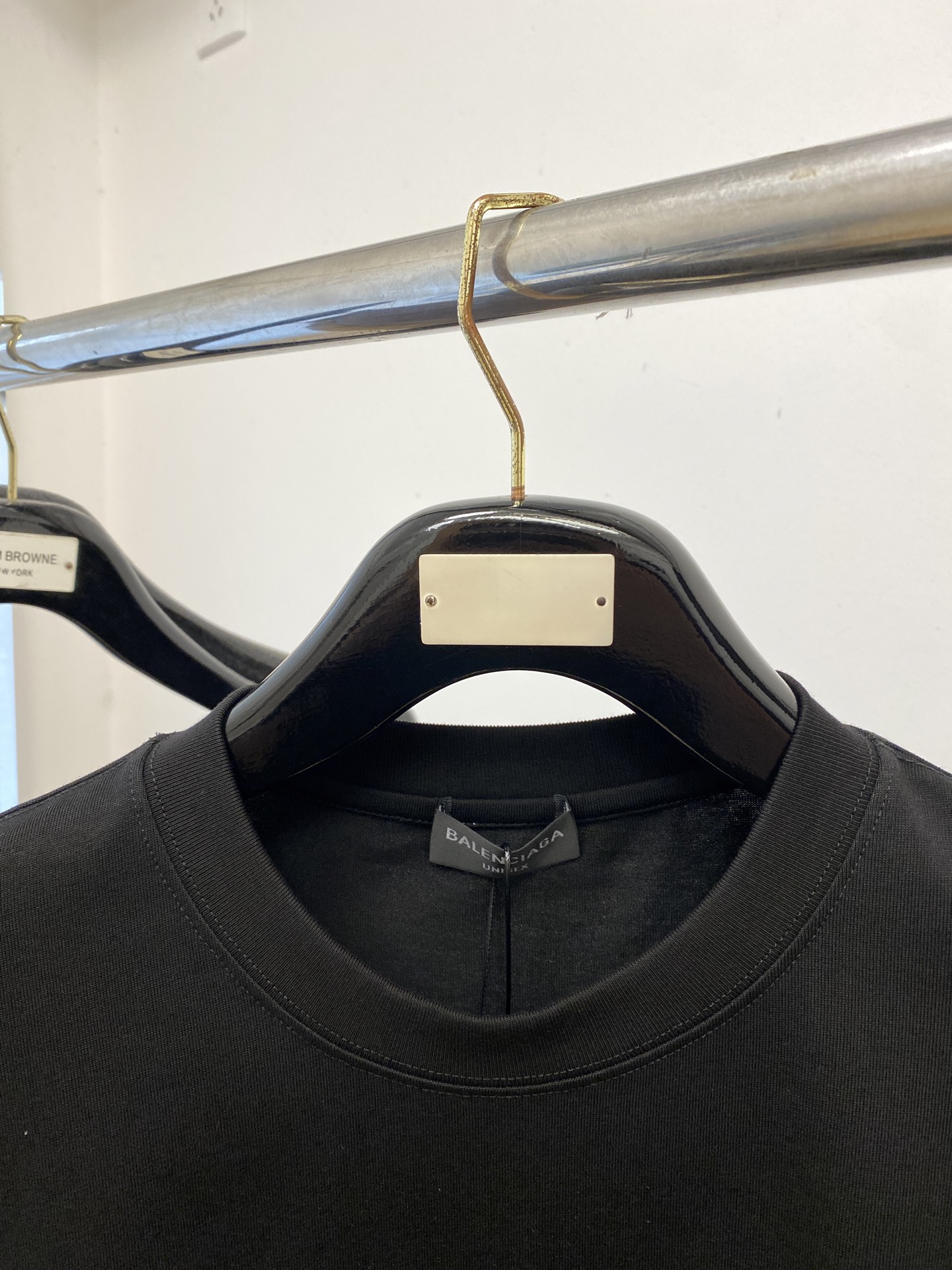 巴黎世家、2025新品短袖T恤，帅气时尚，胸前顶级印花字母图案logo，简约百搭款。面料棉 不仅挺括，保