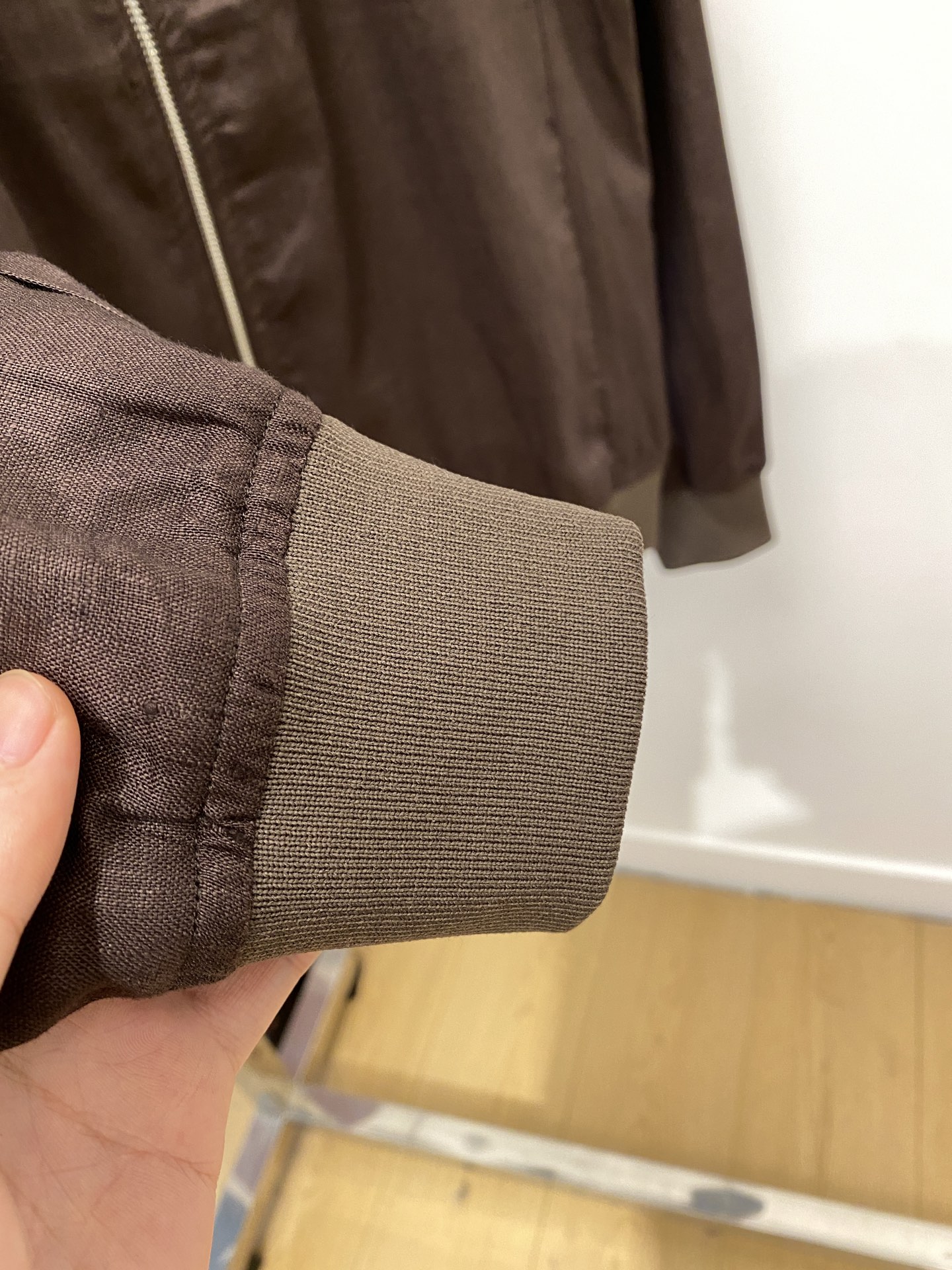 Kiton 时尚潮牌、2025新品夹克外套，时尚帅气，简约百搭款，原版五金辅料logo，定制原版面料，不