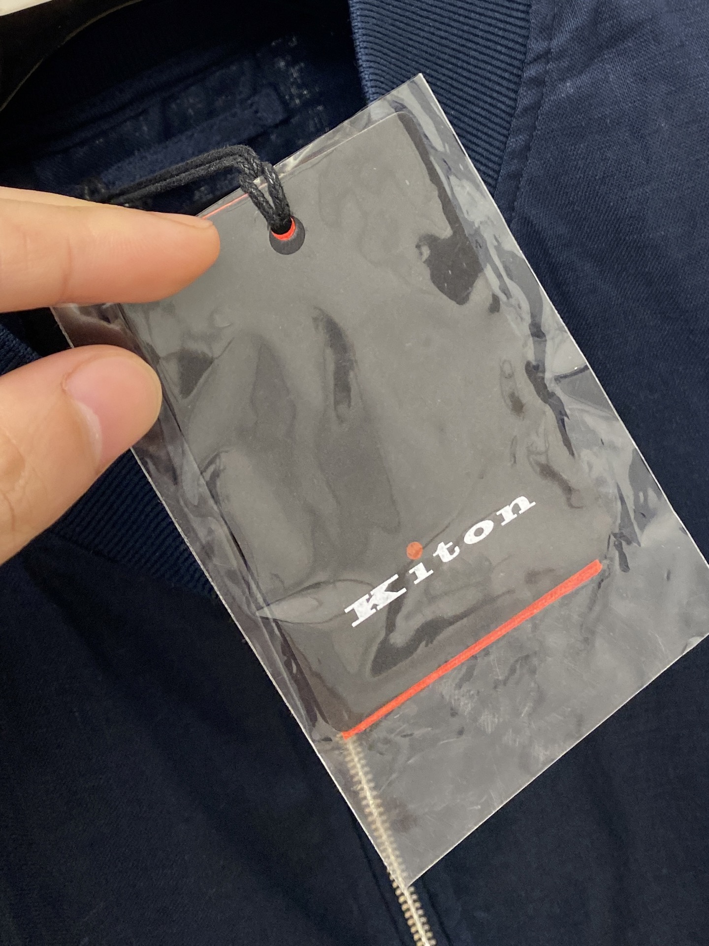 Kiton 时尚潮牌、2025新品夹克外套，时尚帅气，简约百搭款，原版五金辅料logo，定制原版面料，不
