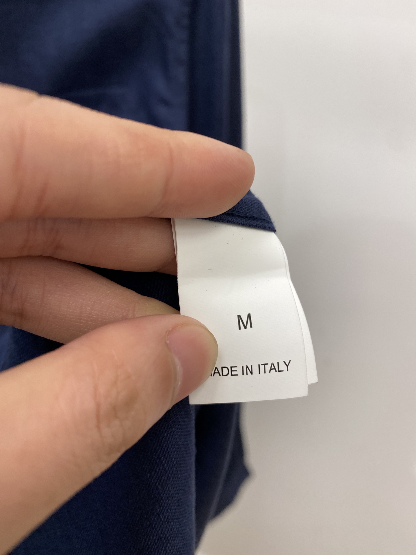 ￼ Brunello Cucinelli、2025新品衬衫，时尚帅气，简约百搭款，定制原版面料，不仅挺括