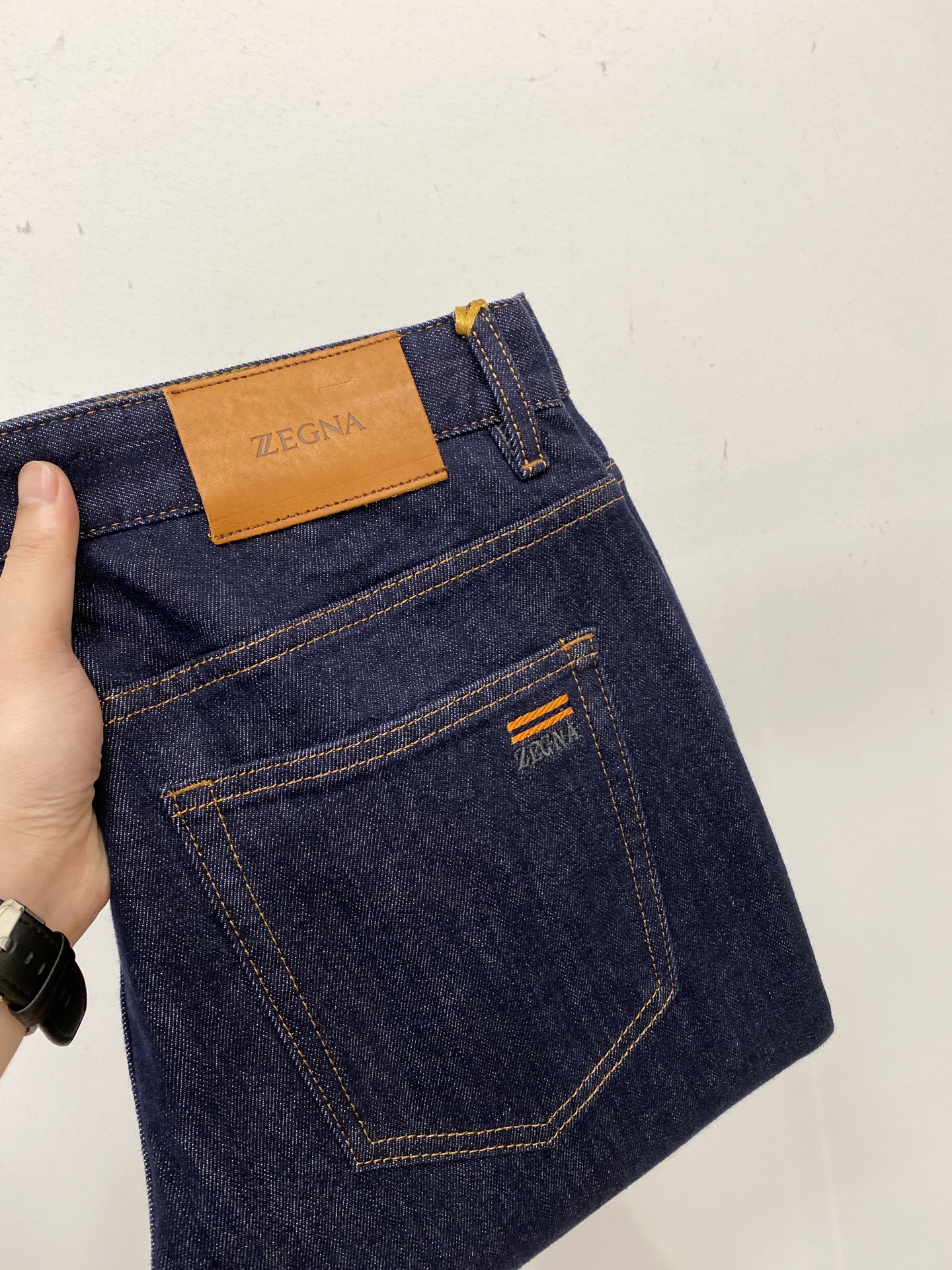 NO:529242,Jenia, 2025 latest products, special counters are available at the same time, original singles, washable casual jeans, imported original washable elastic fabric, comfortable and elastic, original hardware and auxiliary decorative logo, super positive style, extremely high grade, counter quality, fashionable and stylish upper body, 29-40, zegna, jeans, alexander wang19860909杰尼亚、 2025最新品,专柜同步有售,原单狠货,水洗休闲牛仔裤,进口原版水洗弹力面料,舒适有弹性,原版五金辅料装饰logo,版型超正,档次极高,专柜品质,上身时尚有型,码数29-40,,zegna,jeans,alexander wang,Men's clothing