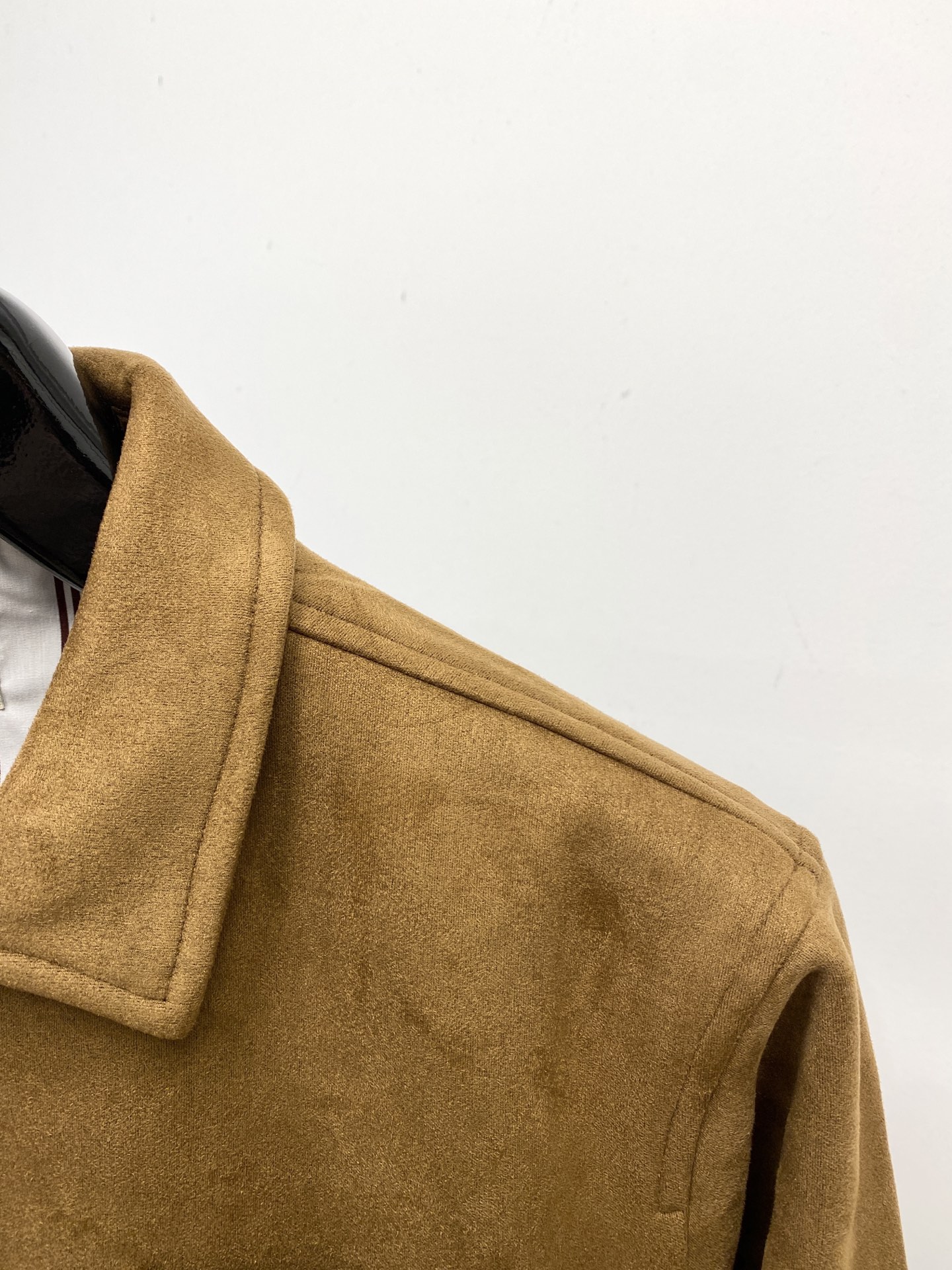 Brunello Cucinelli、 2025新品夹克外套，时尚帅气，简约百搭款，定制原版面料，不仅挺